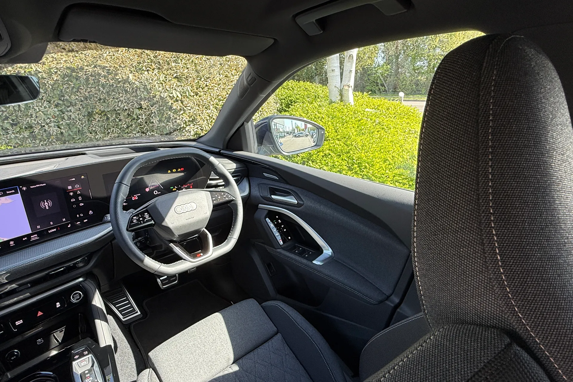 Audi Q5 thumbnail image number 45