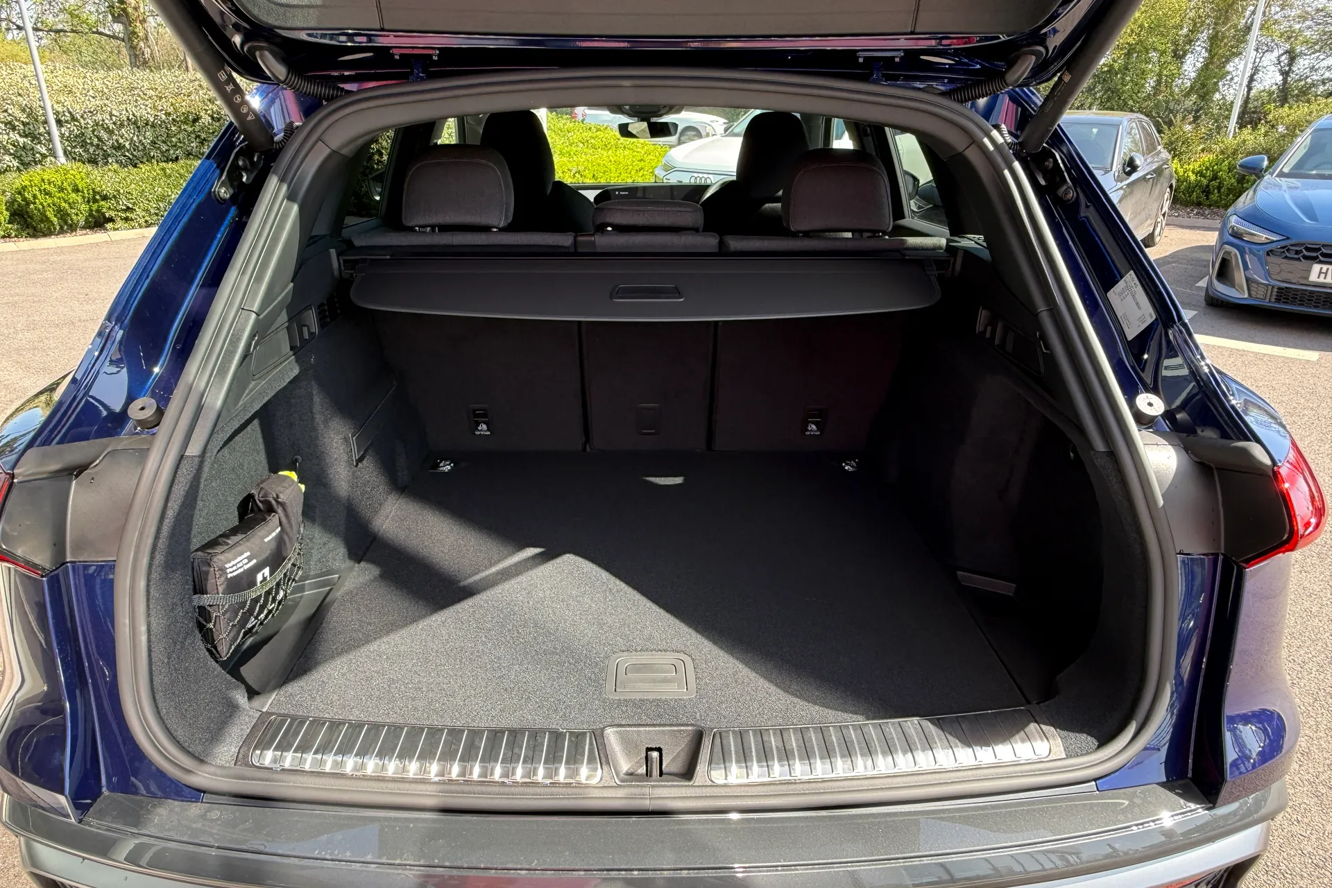 Audi Q5 thumbnail image number 37