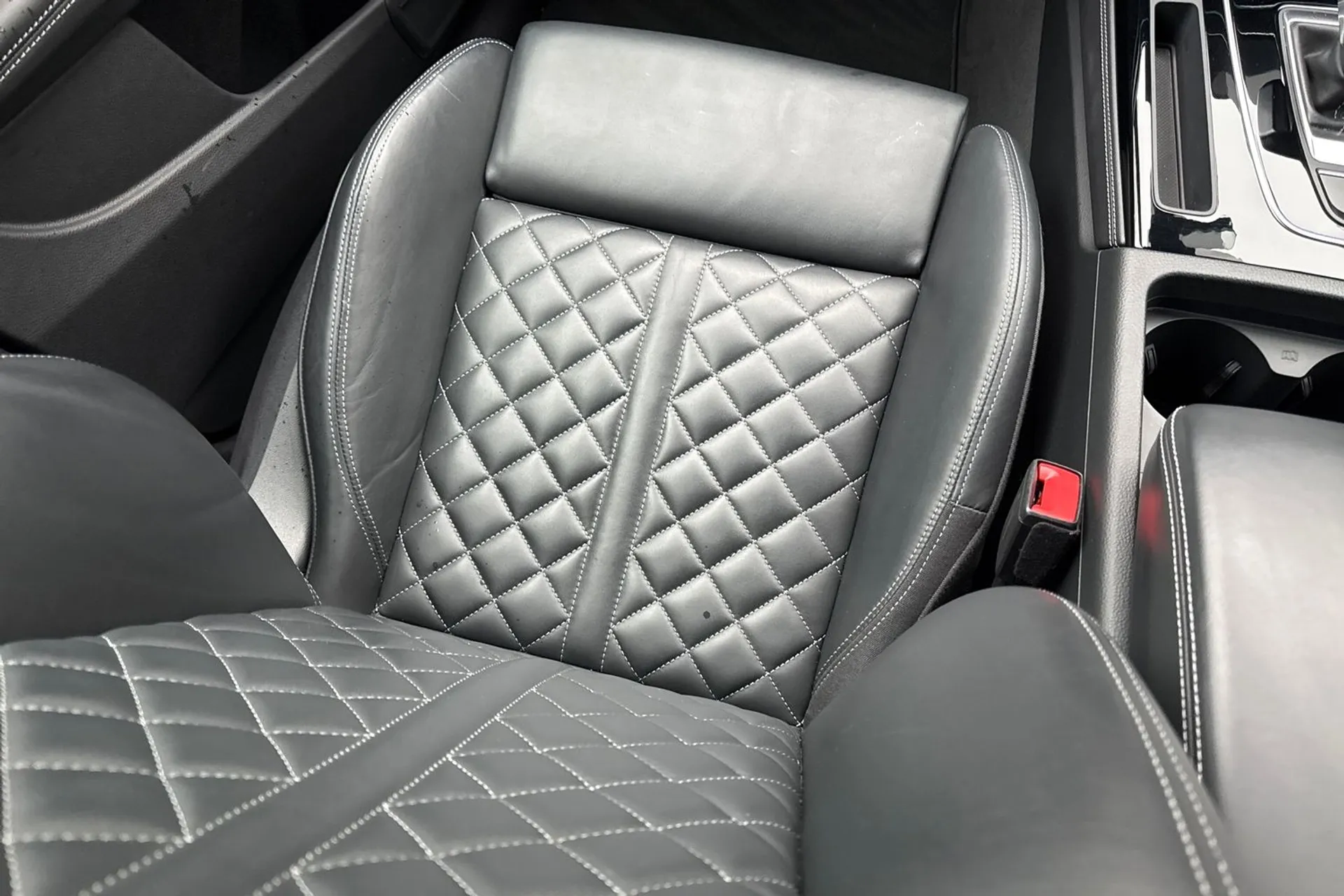 Audi Q5 thumbnail image number 33