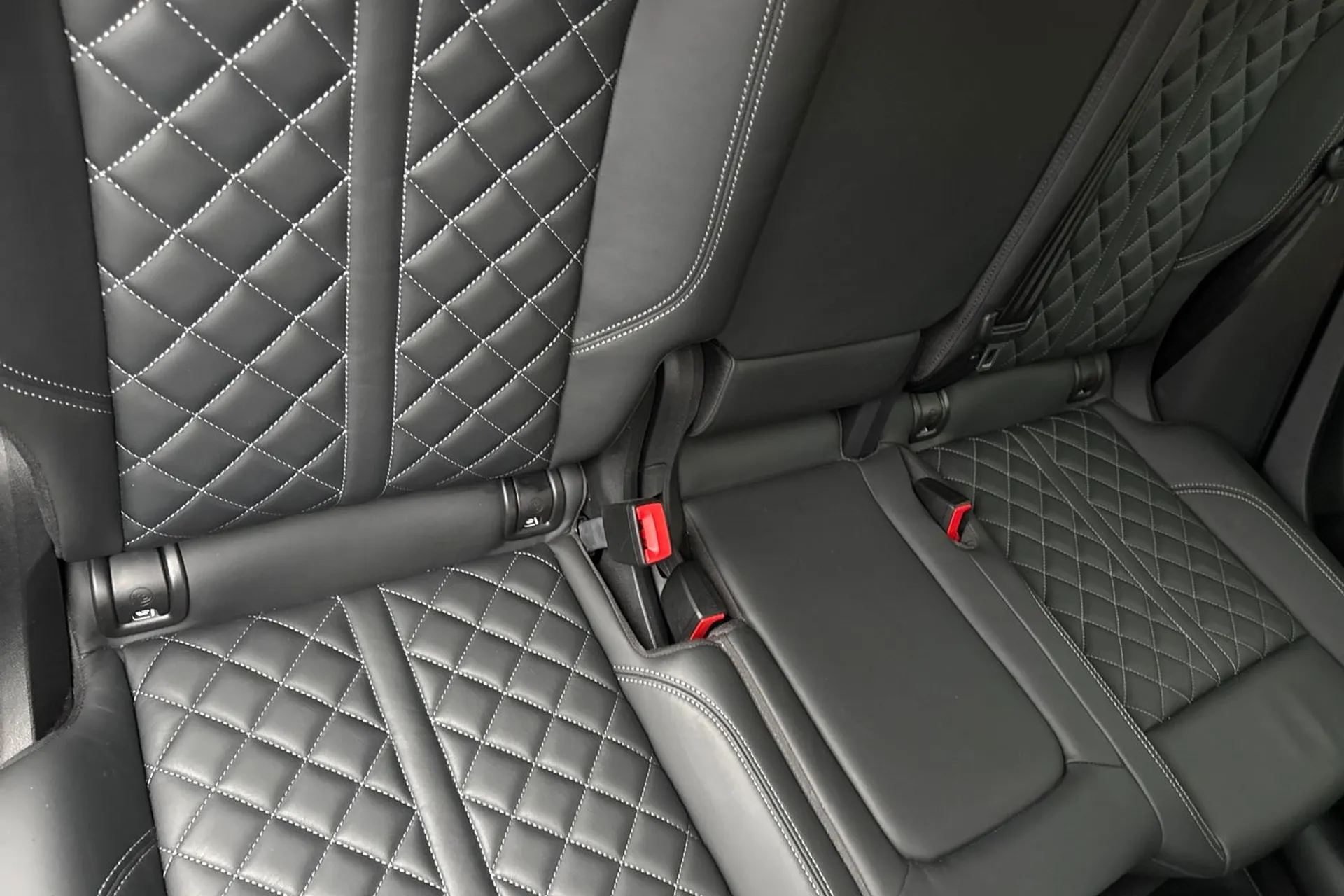 Audi Q5 thumbnail image number 25