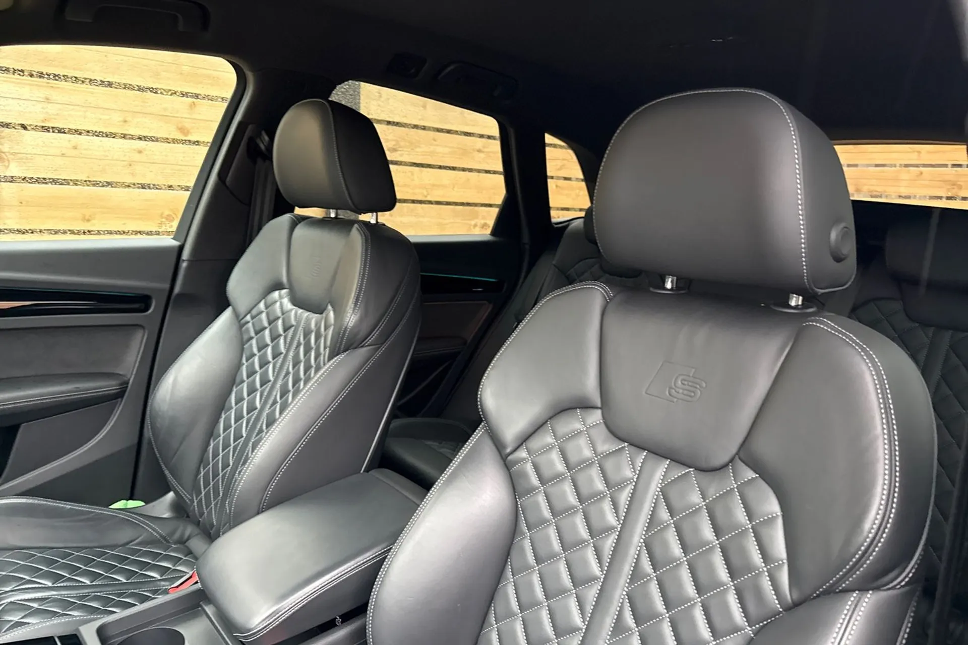 Audi Q5 thumbnail image number 30