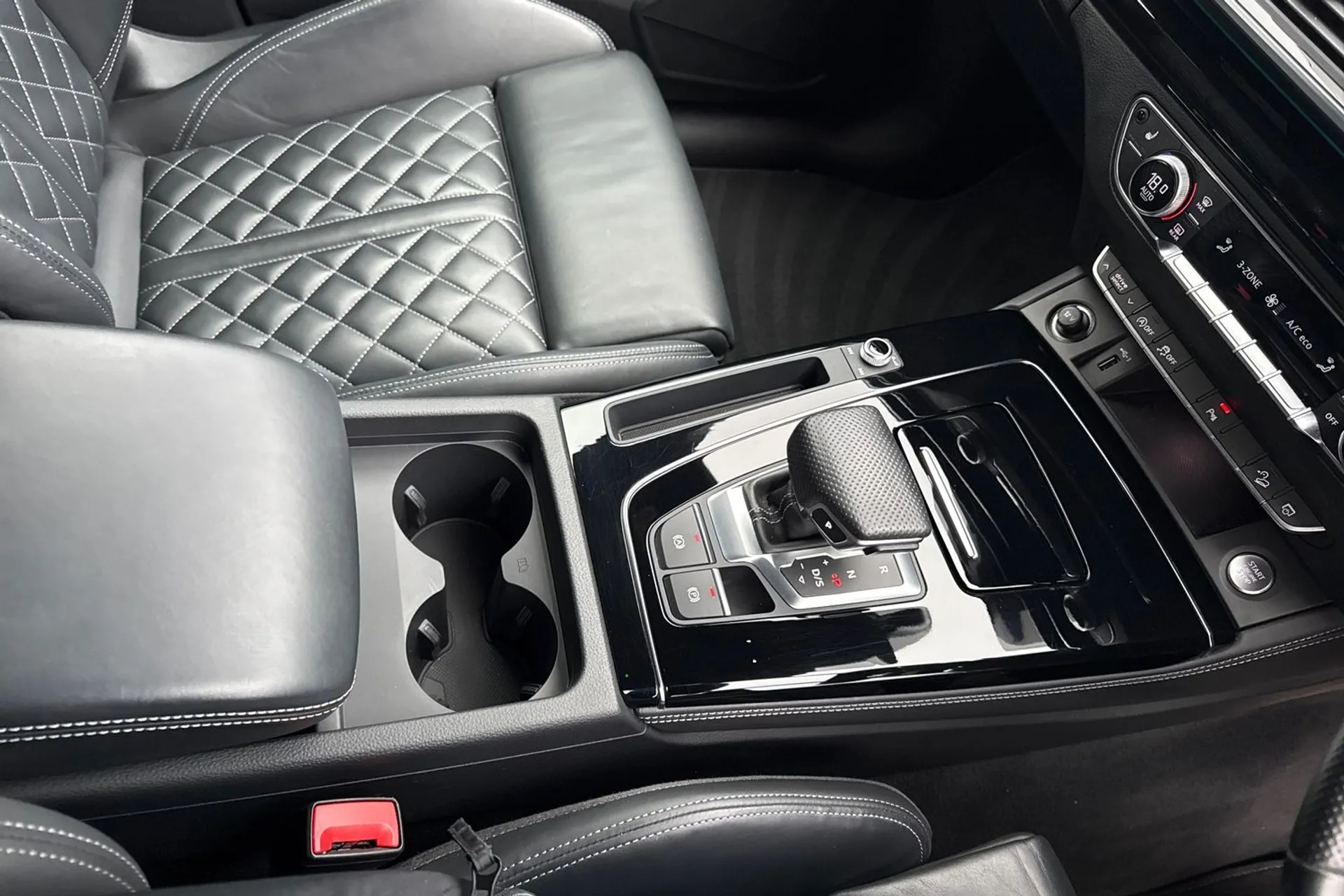 Audi Q5 thumbnail image number 41