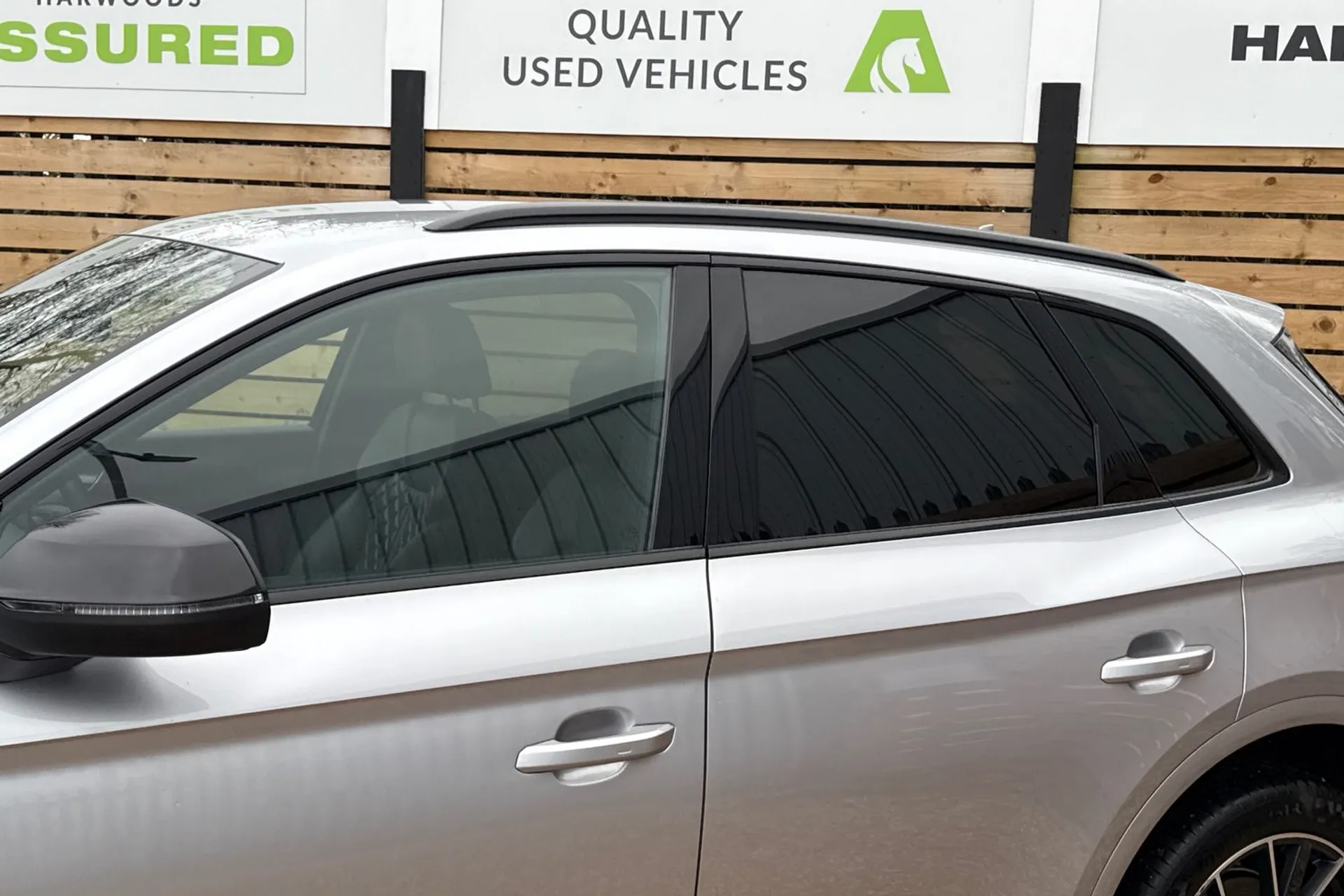 Audi Q5 thumbnail image number 15