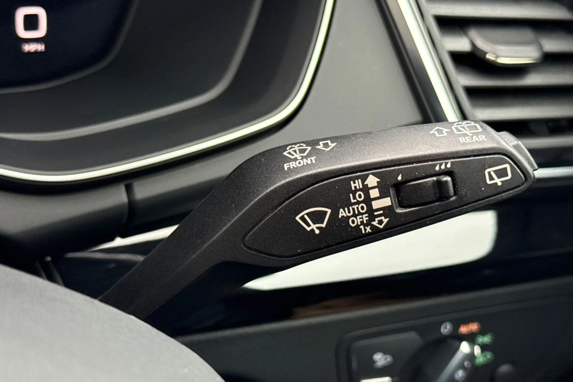 Audi Q5 thumbnail image number 47