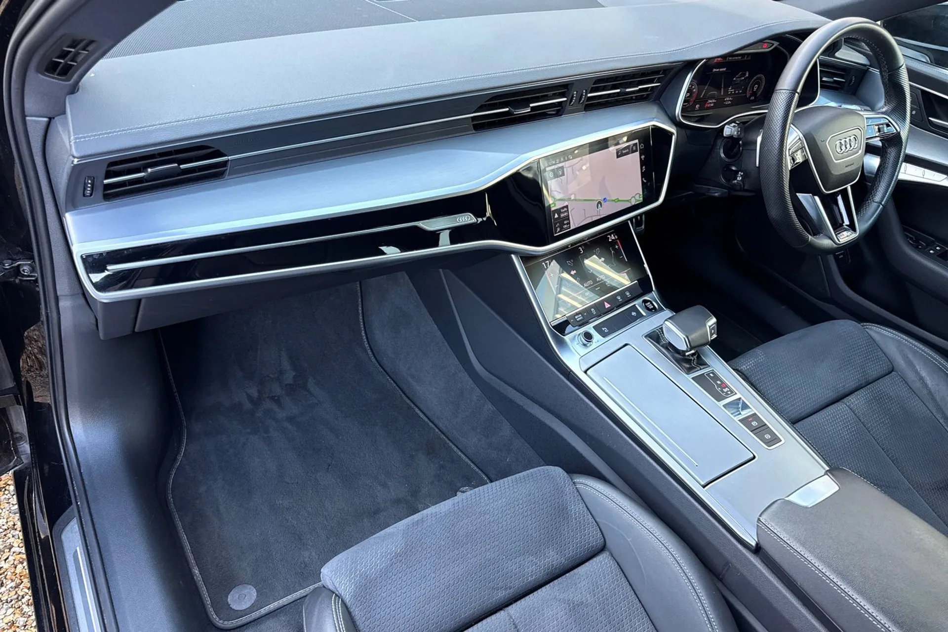 Audi A6 thumbnail image number 29