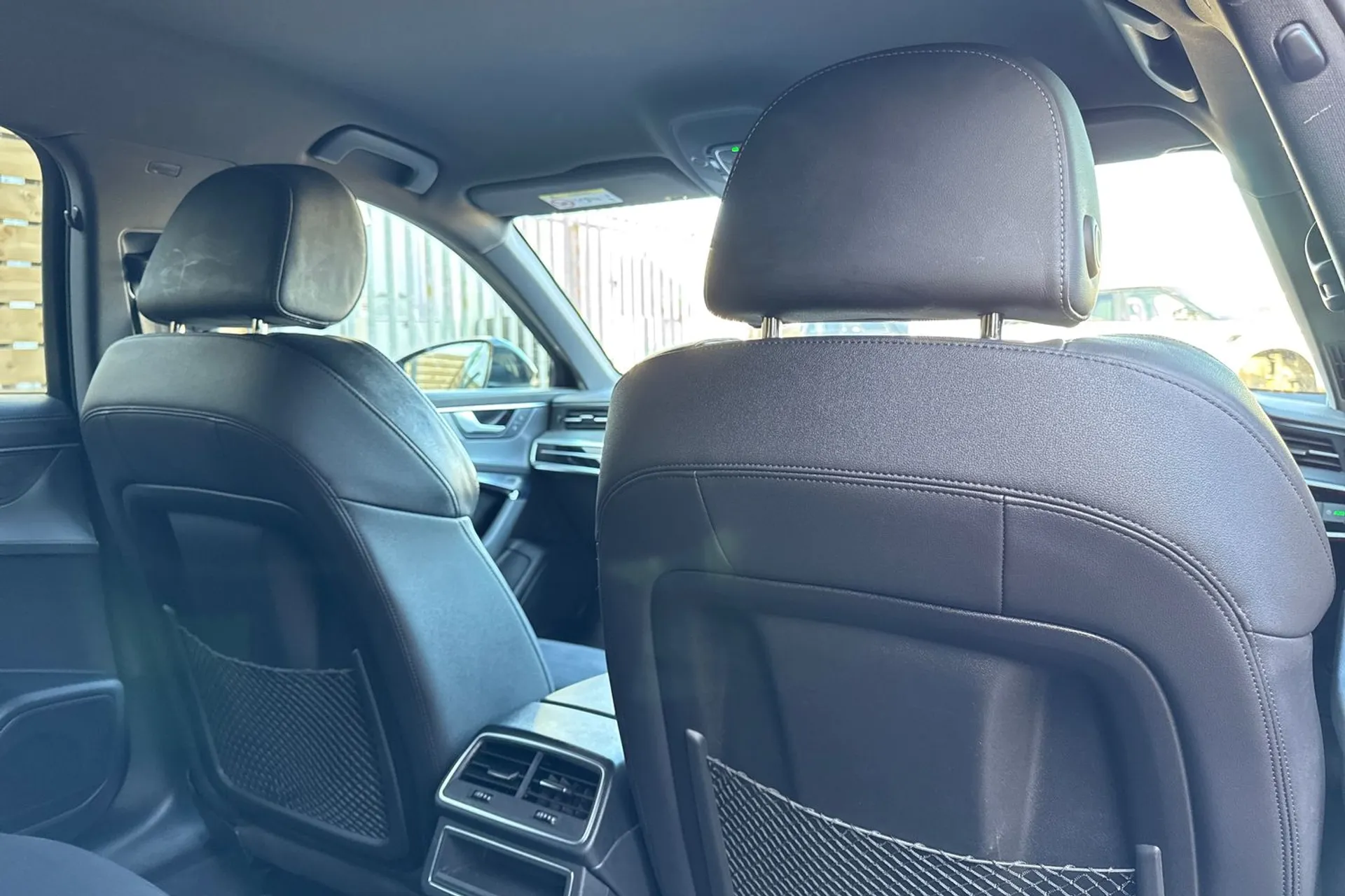 Audi A6 thumbnail image number 25