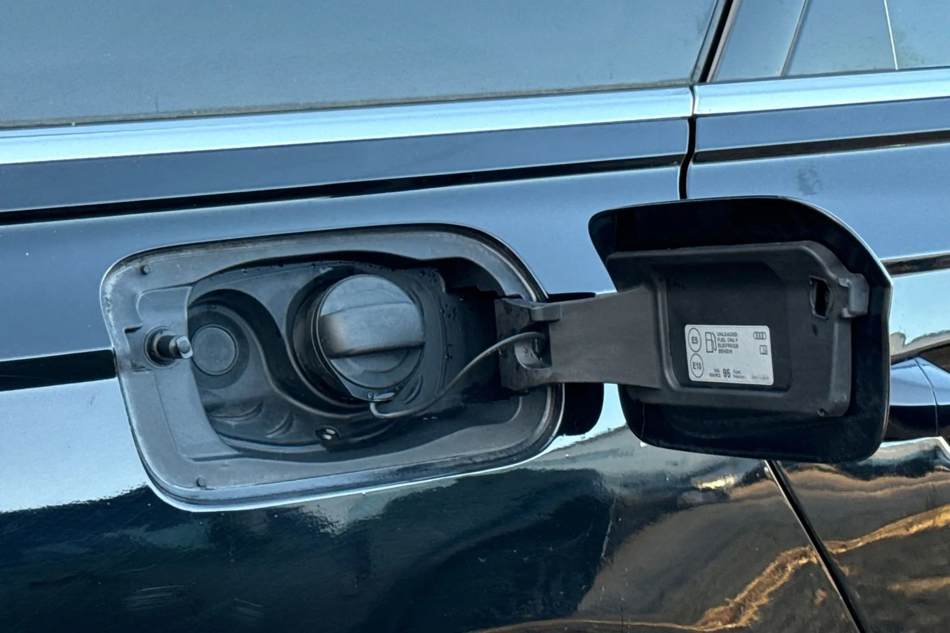 Audi A6 thumbnail image number 20