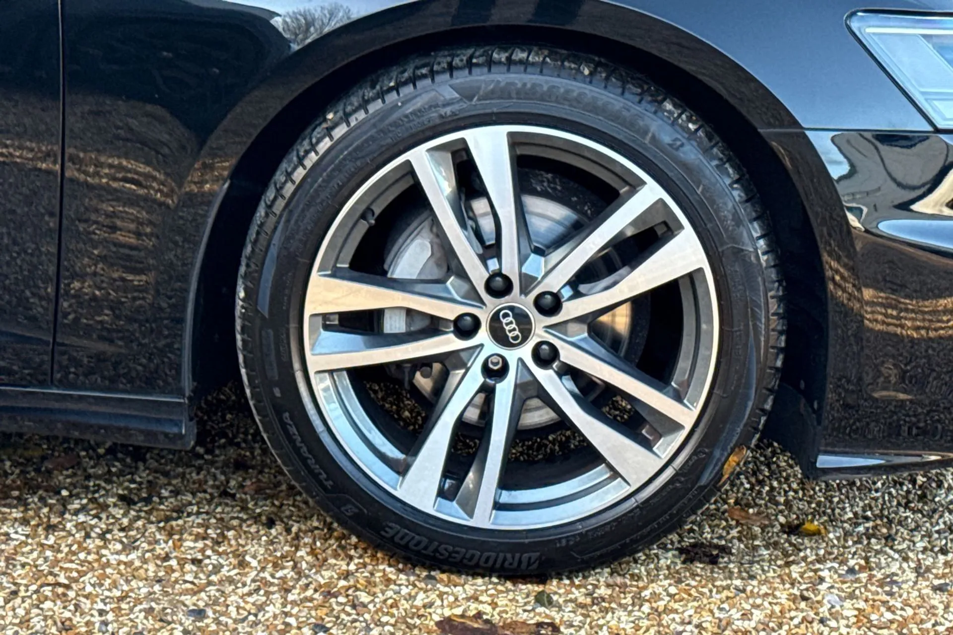 Audi A6 thumbnail image number 14