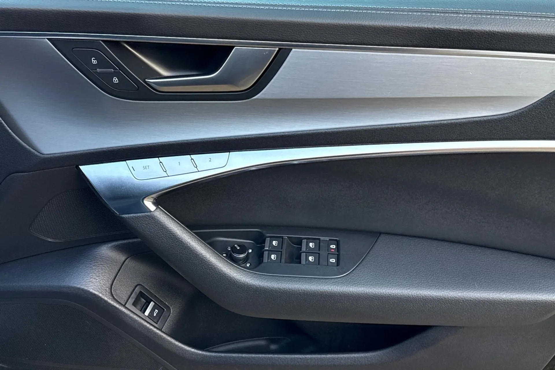 Audi A6 thumbnail image number 41