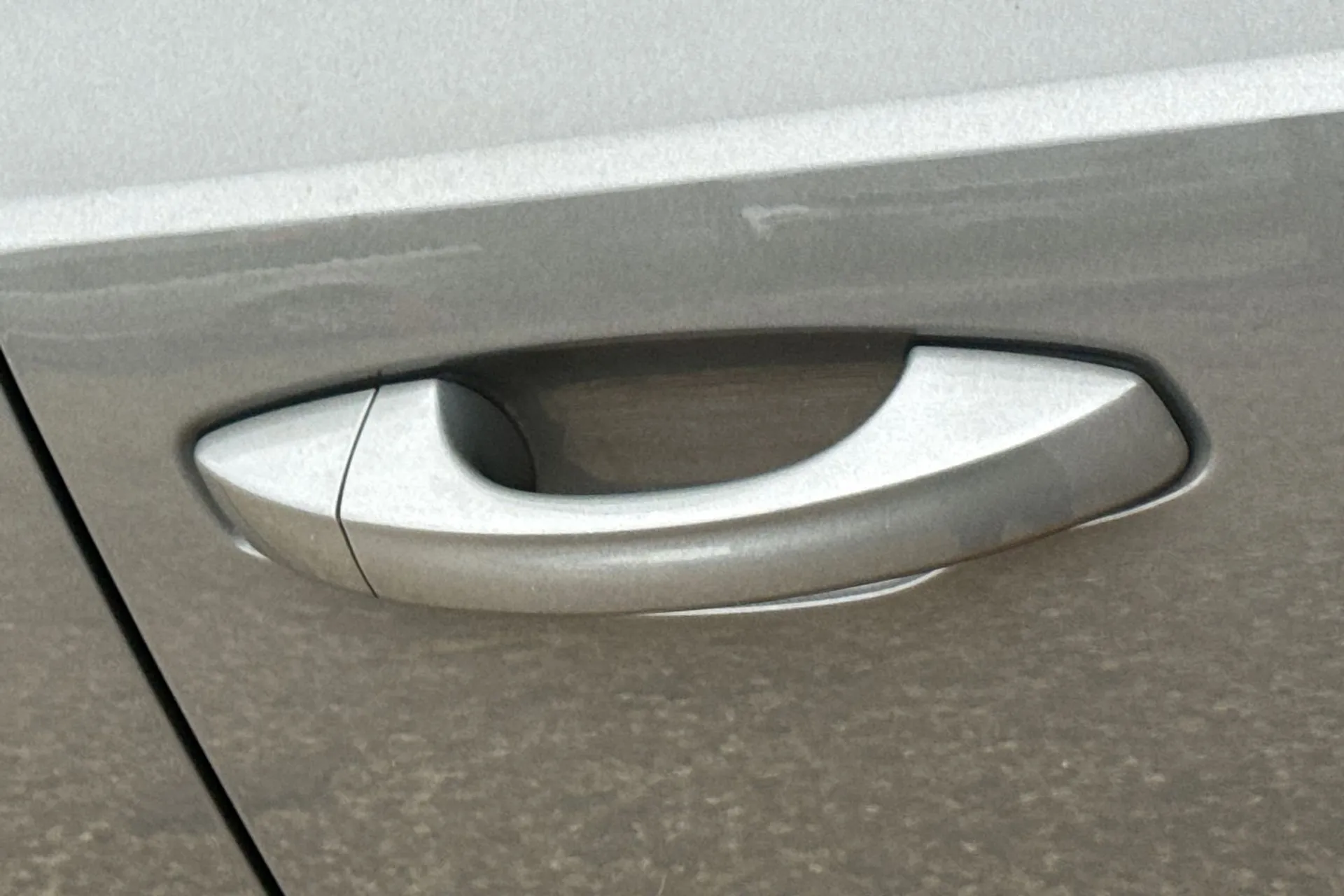 Audi Q3 thumbnail image number 17