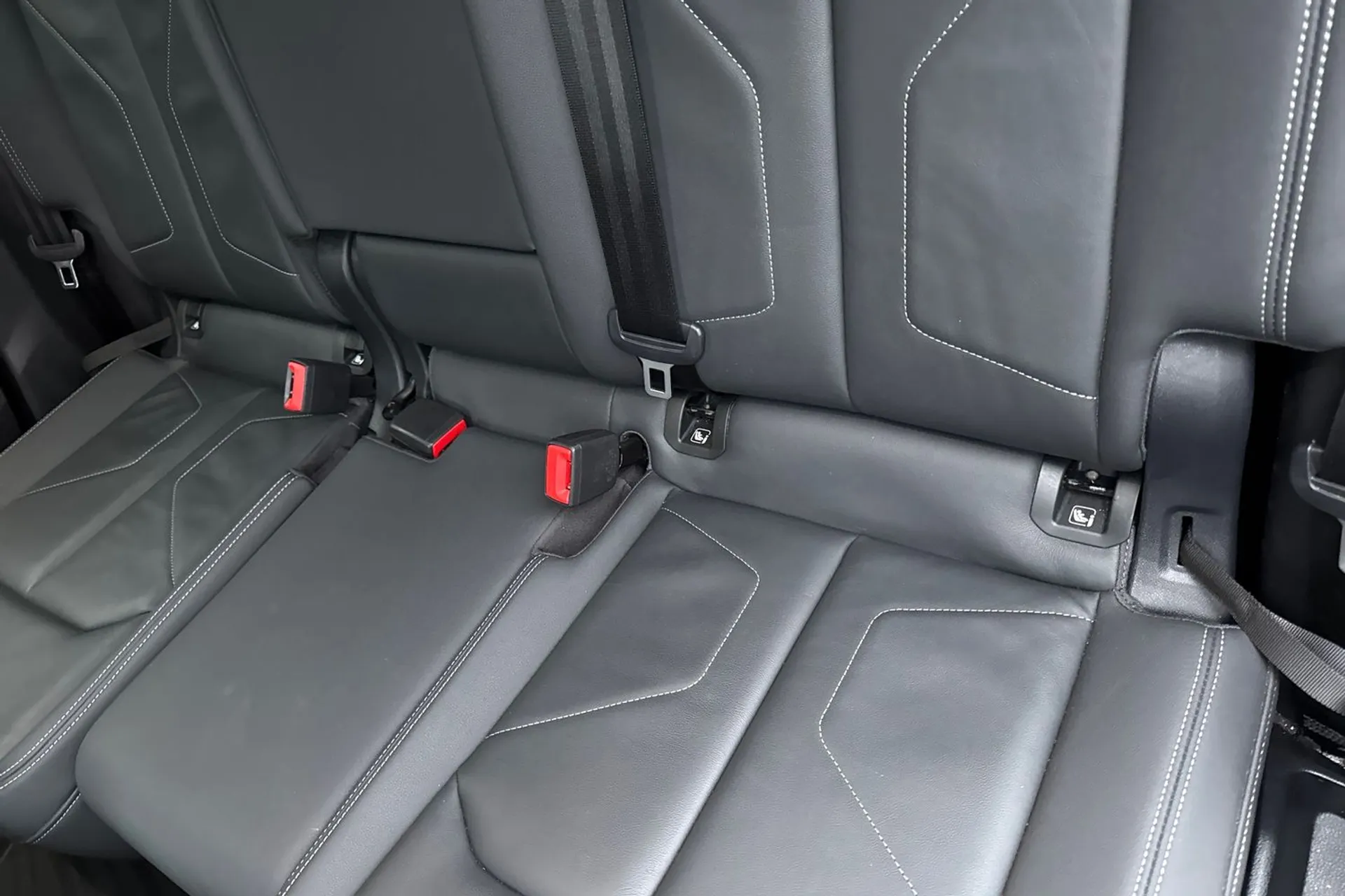 Audi Q3 thumbnail image number 26