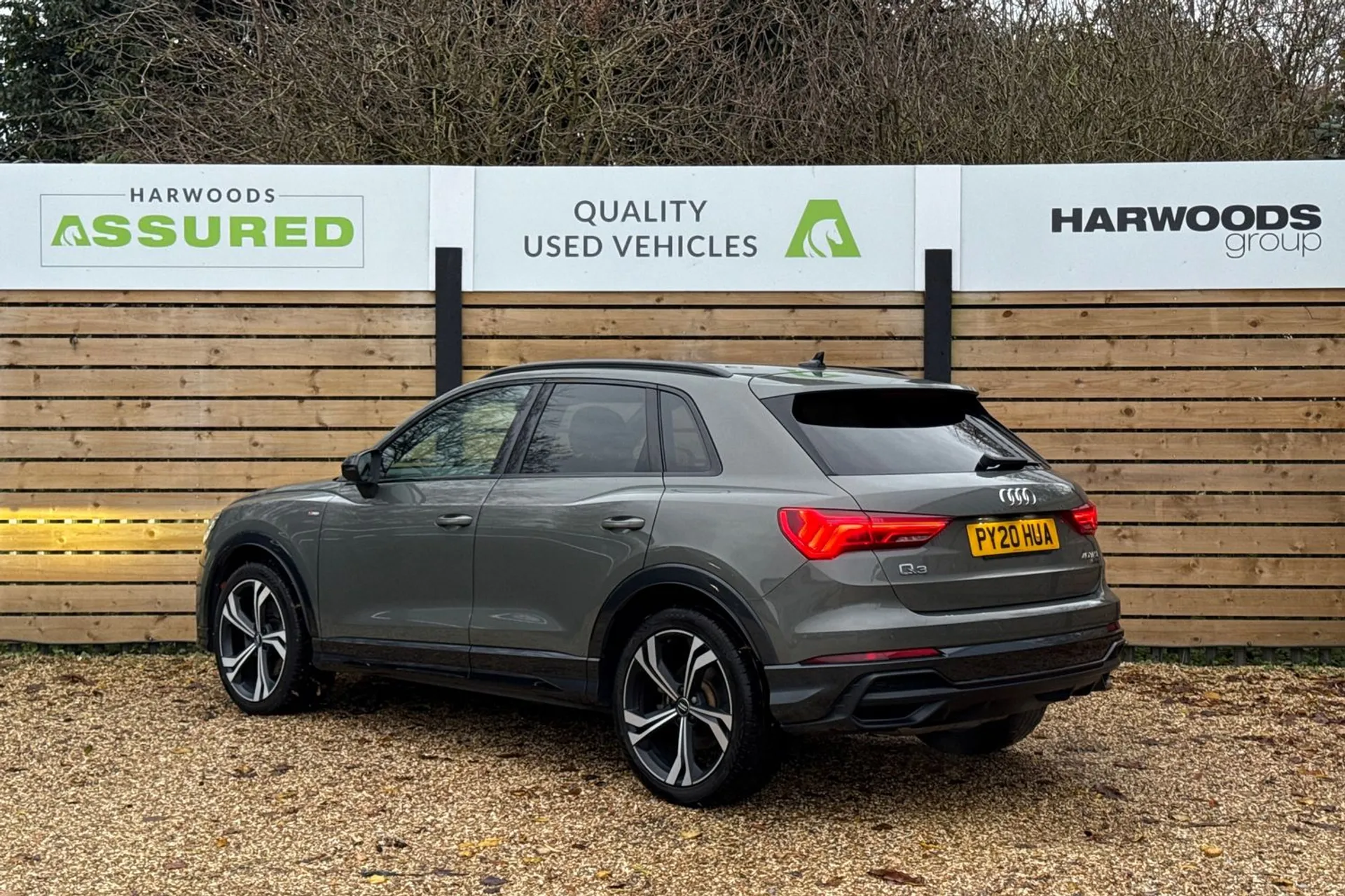 Audi Q3 thumbnail image number 10