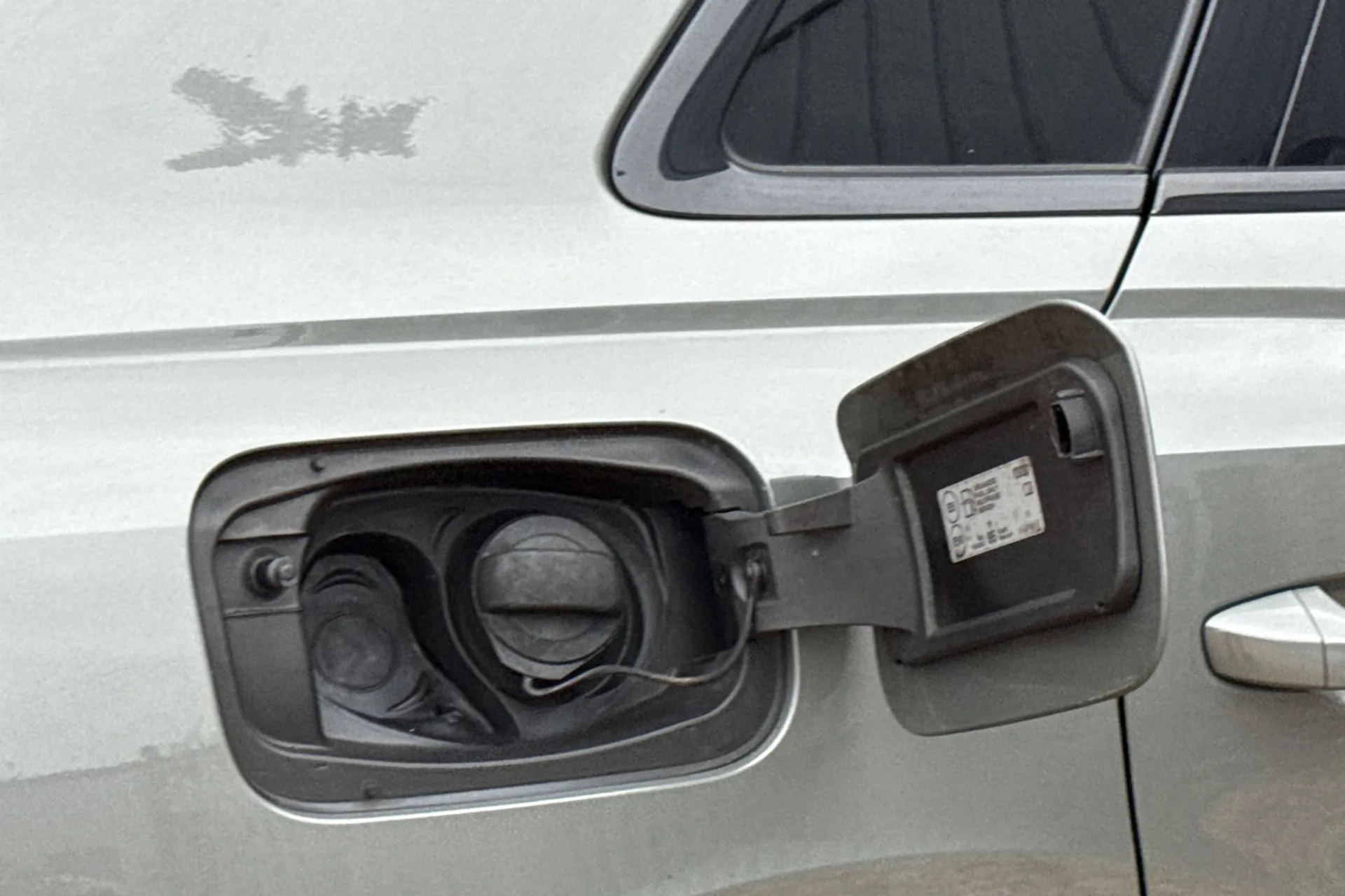 Audi Q3 thumbnail image number 20