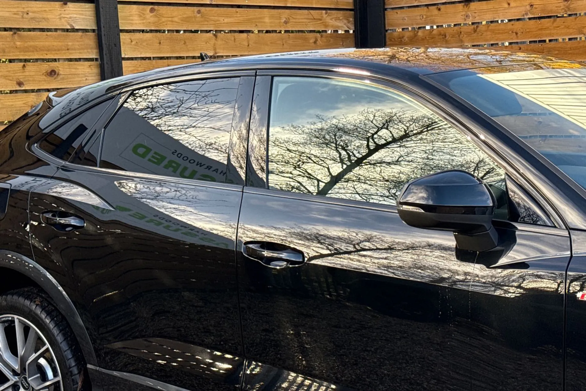 Audi Q3 thumbnail image number 15