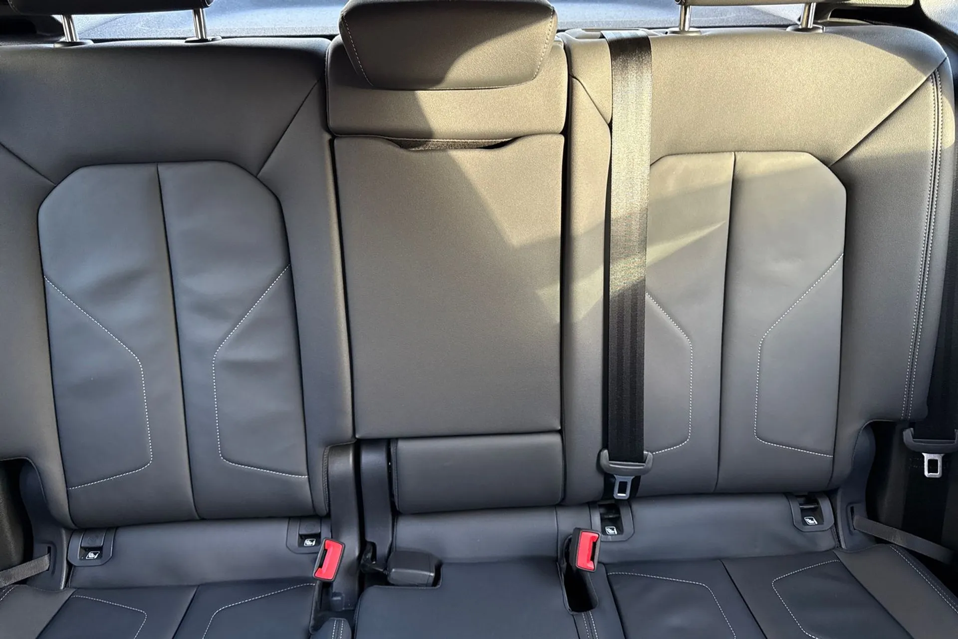 Audi Q3 thumbnail image number 33