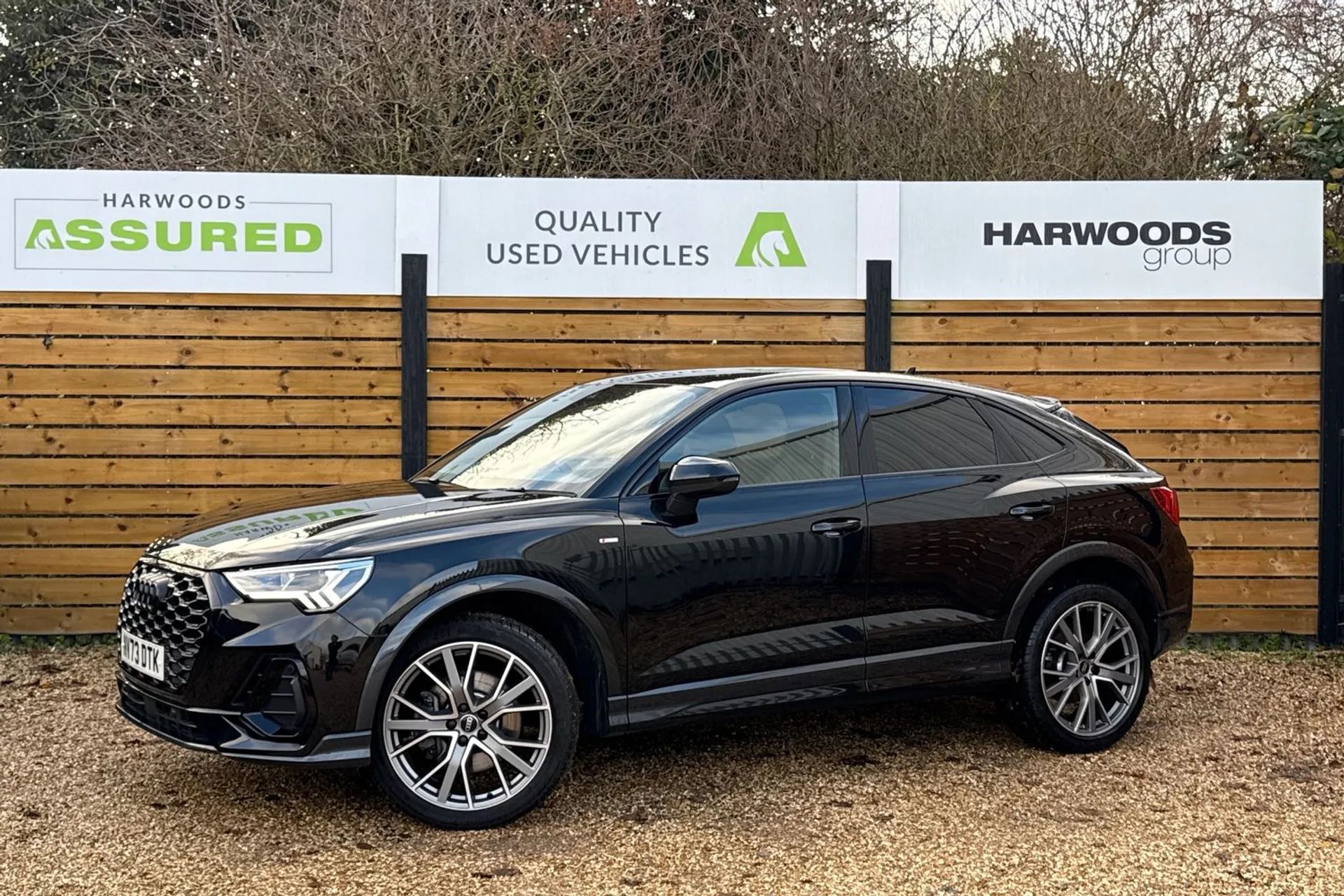 Audi Q3 thumbnail image number 12