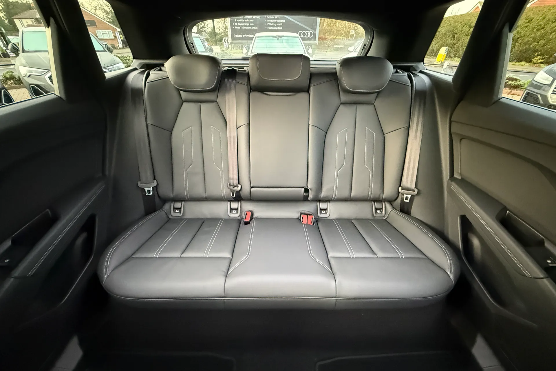 Audi Q4 thumbnail image number 39