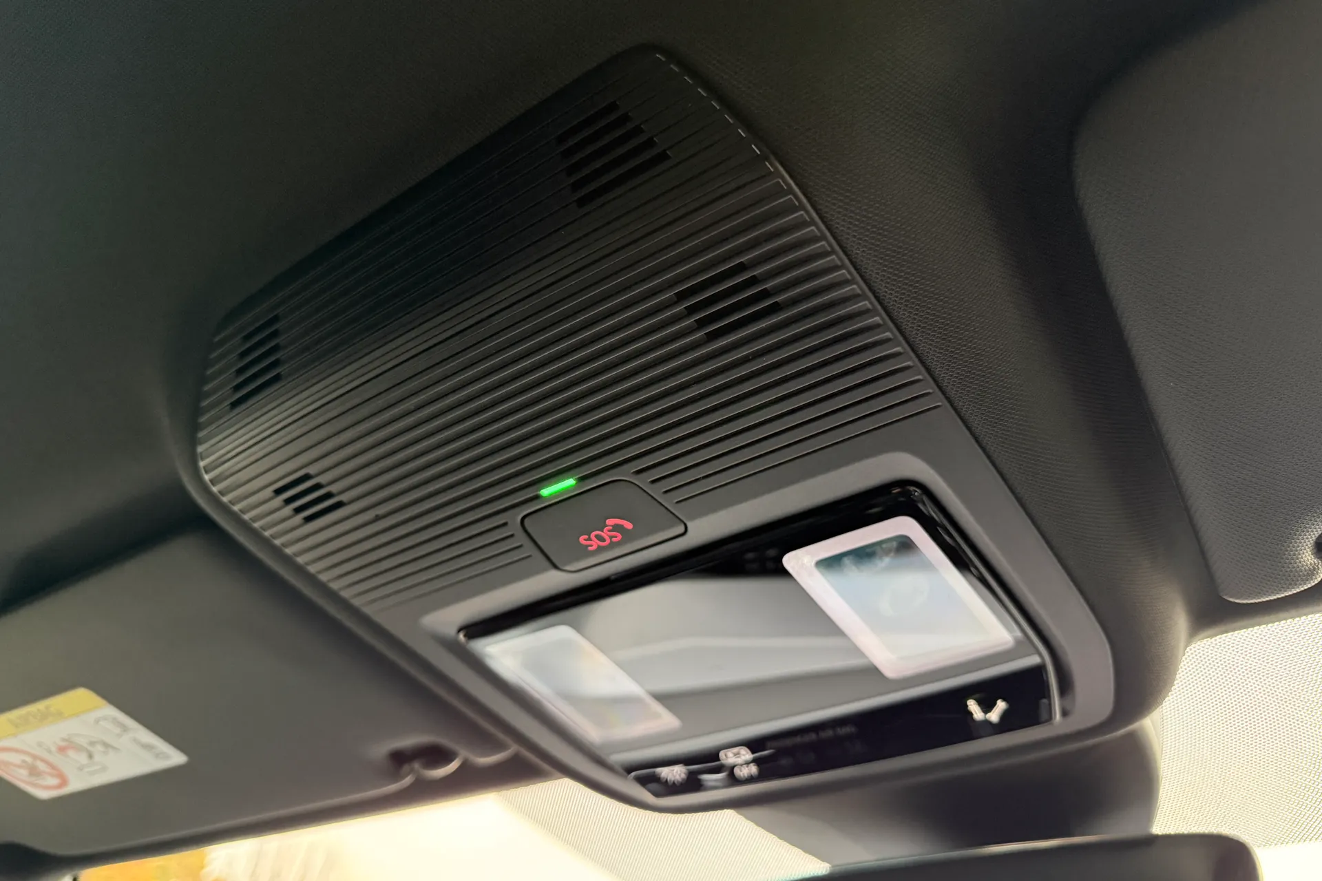 Audi Q4 thumbnail image number 19