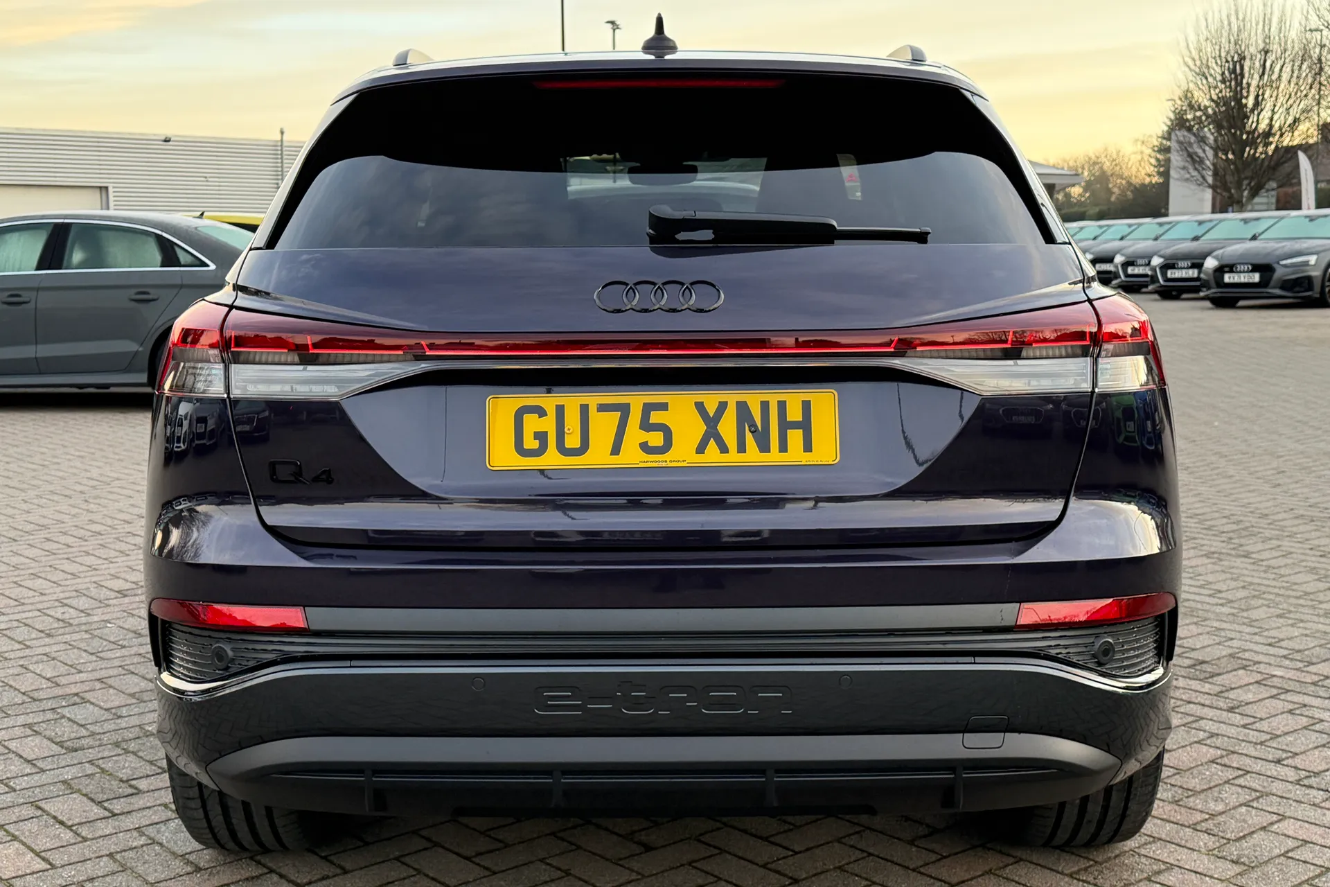 Audi Q4 thumbnail image number 32