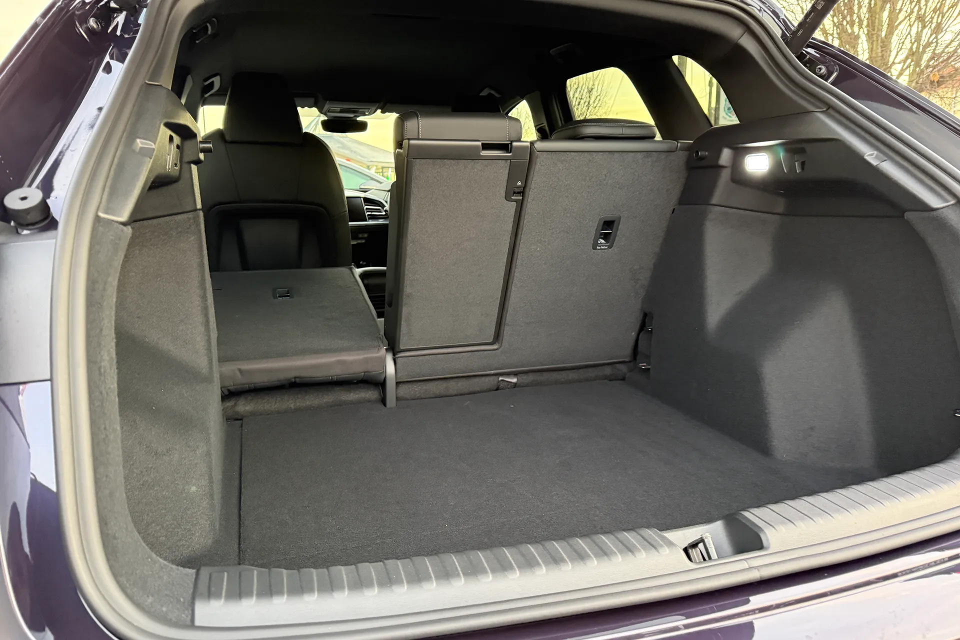 Audi Q4 thumbnail image number 36