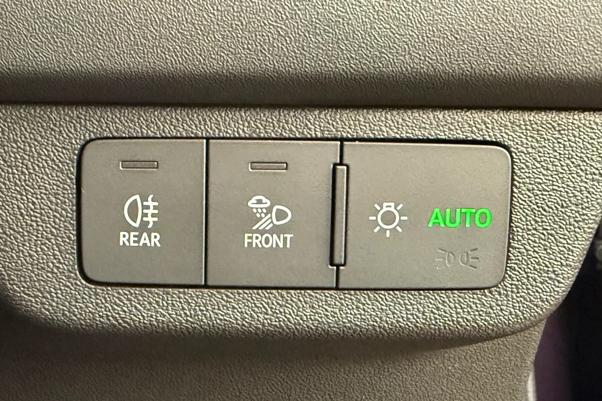 Audi Q4 thumbnail image number 22