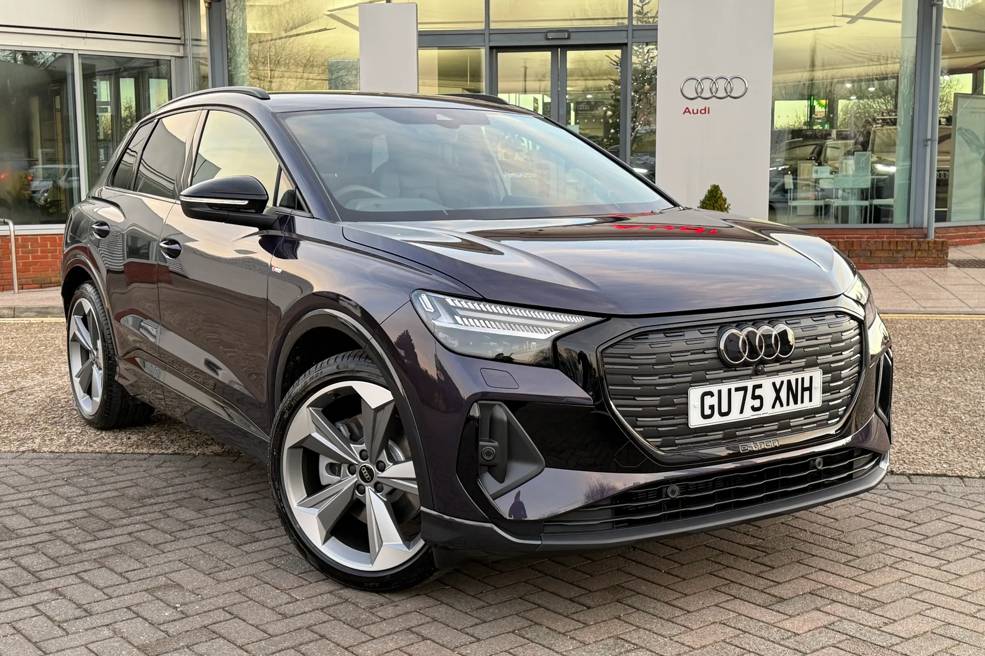 Audi Q4 thumbnail image number 23