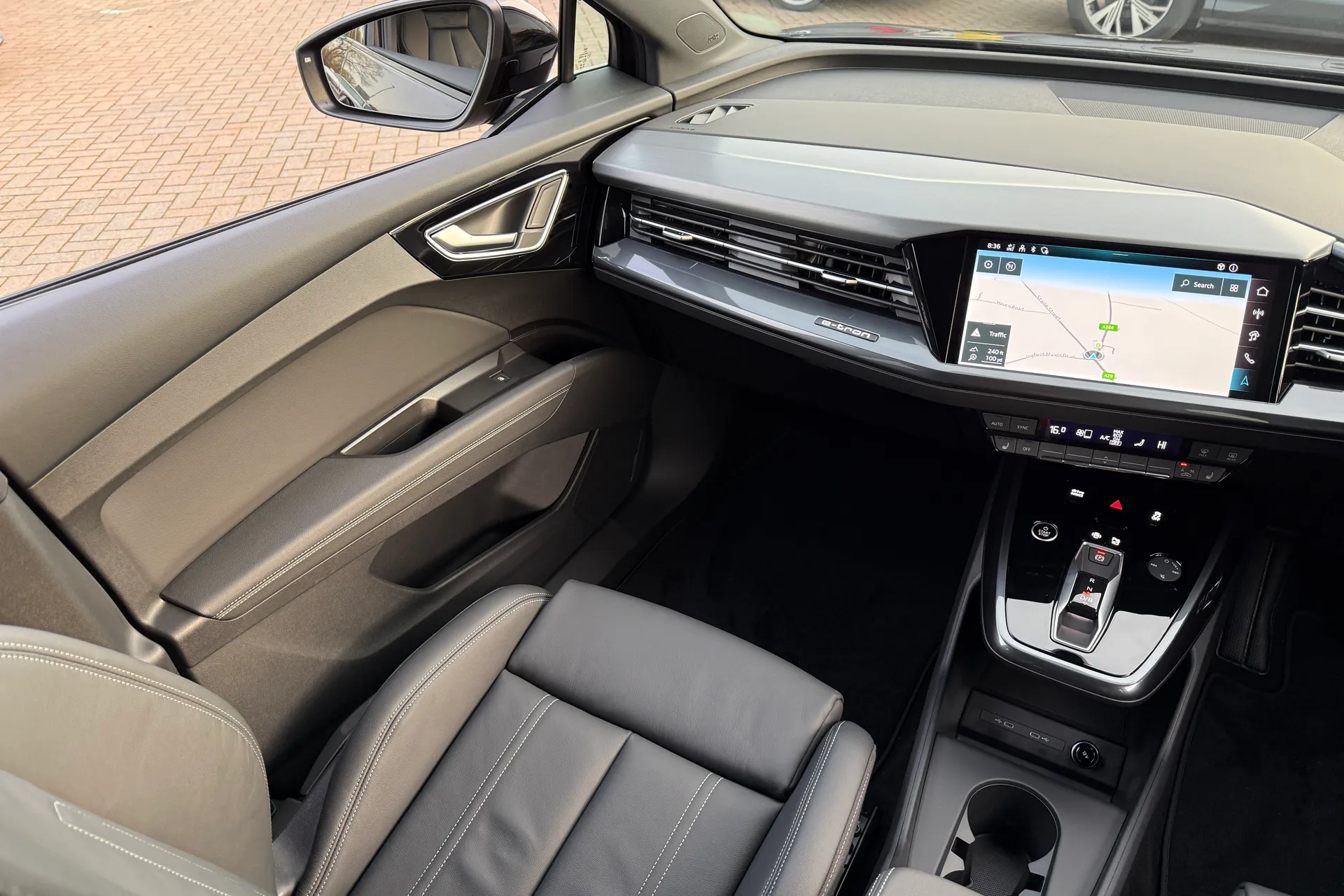 Audi Q4 thumbnail image number 40