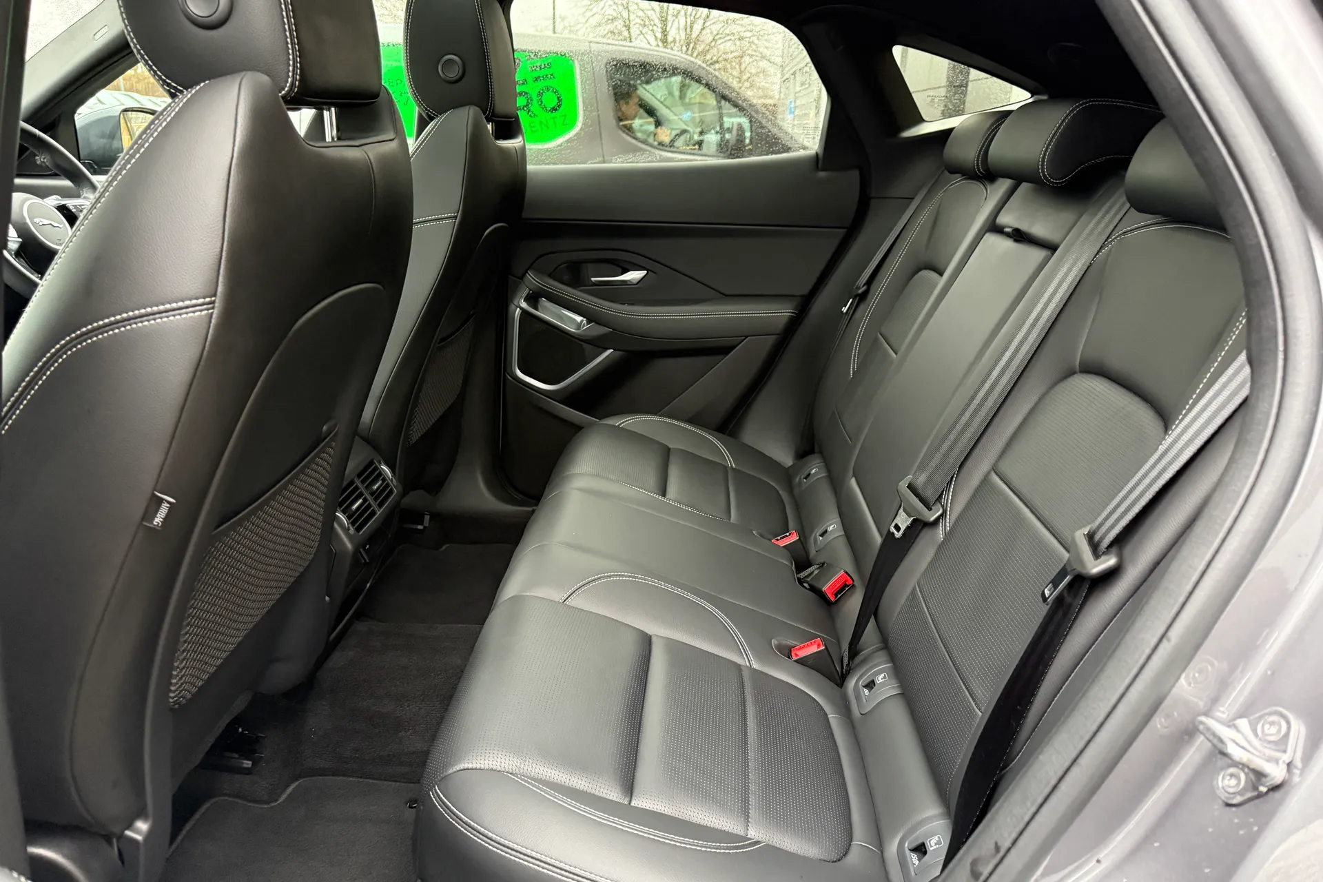 Jaguar E-PACE thumbnail image number 46