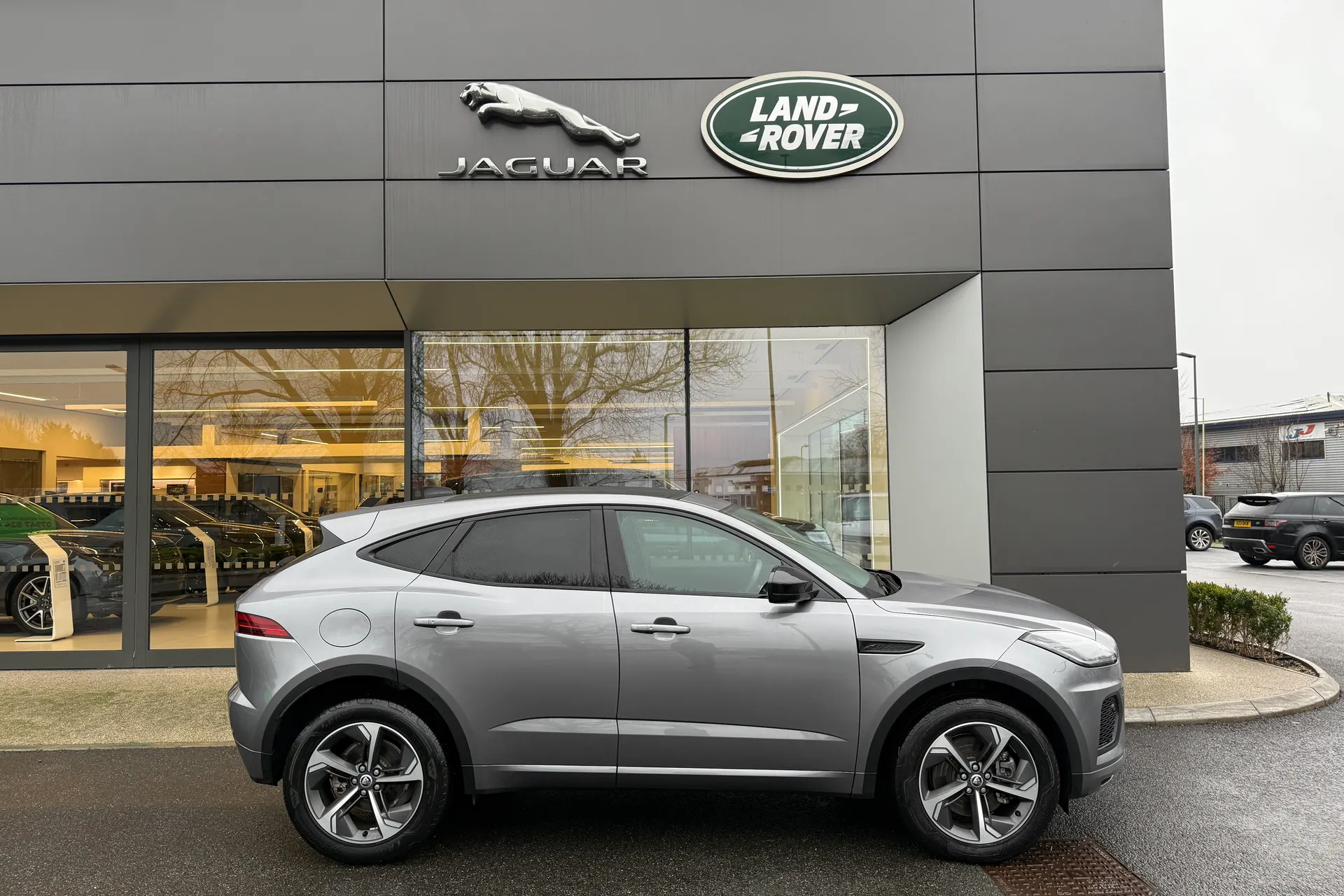 Jaguar E-PACE thumbnail image number 2