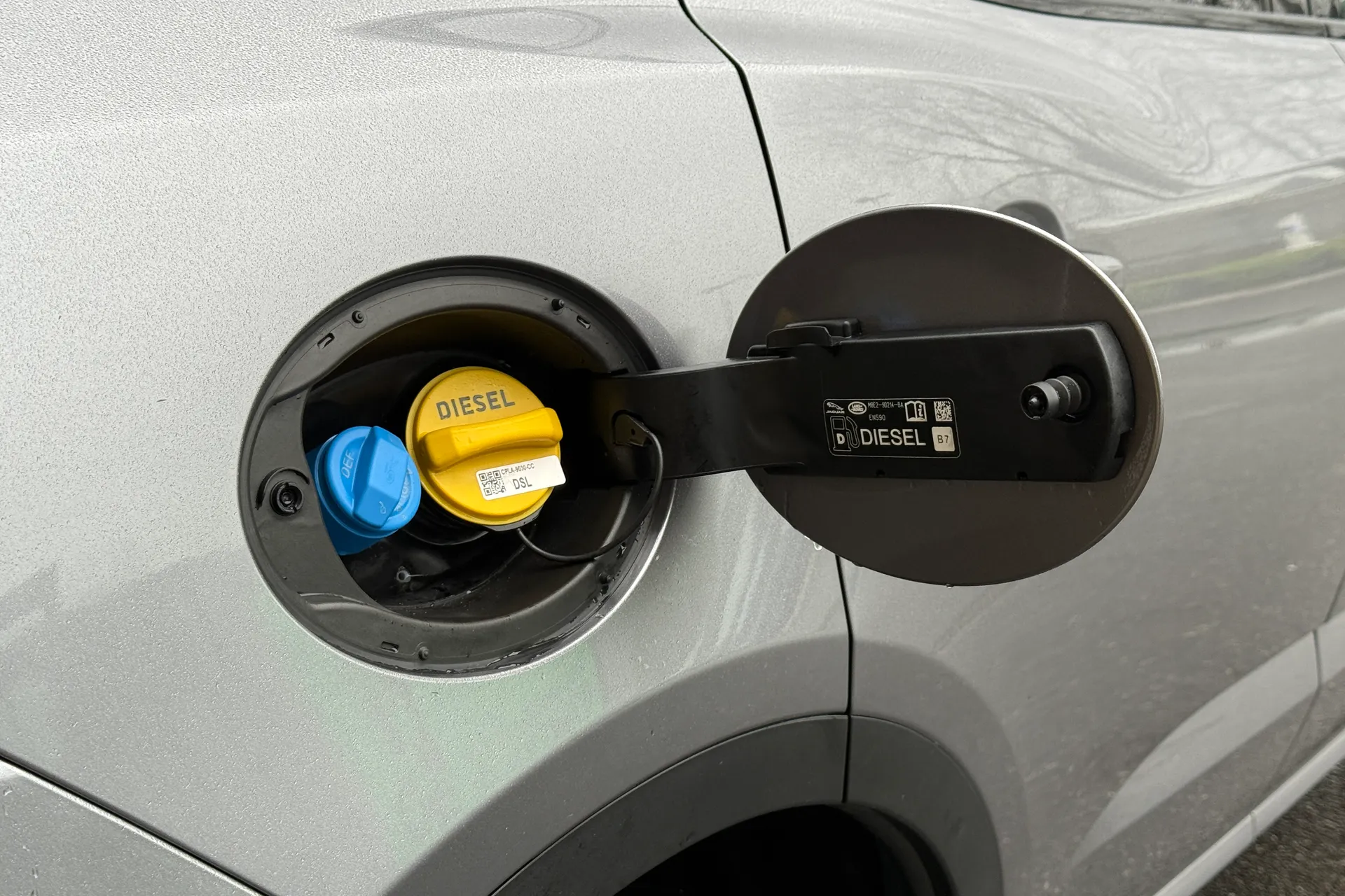 Jaguar E-PACE thumbnail image number 38