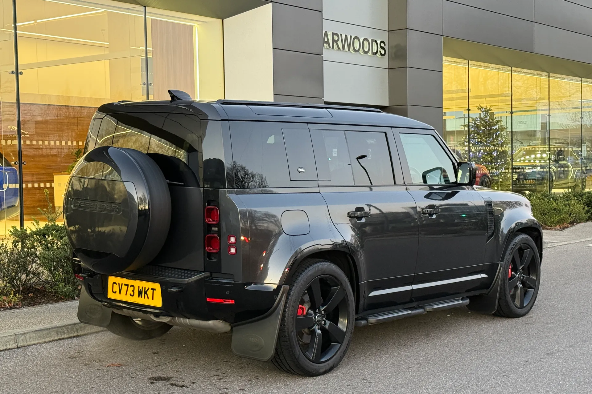 LAND ROVER DEFENDER thumbnail image number 12