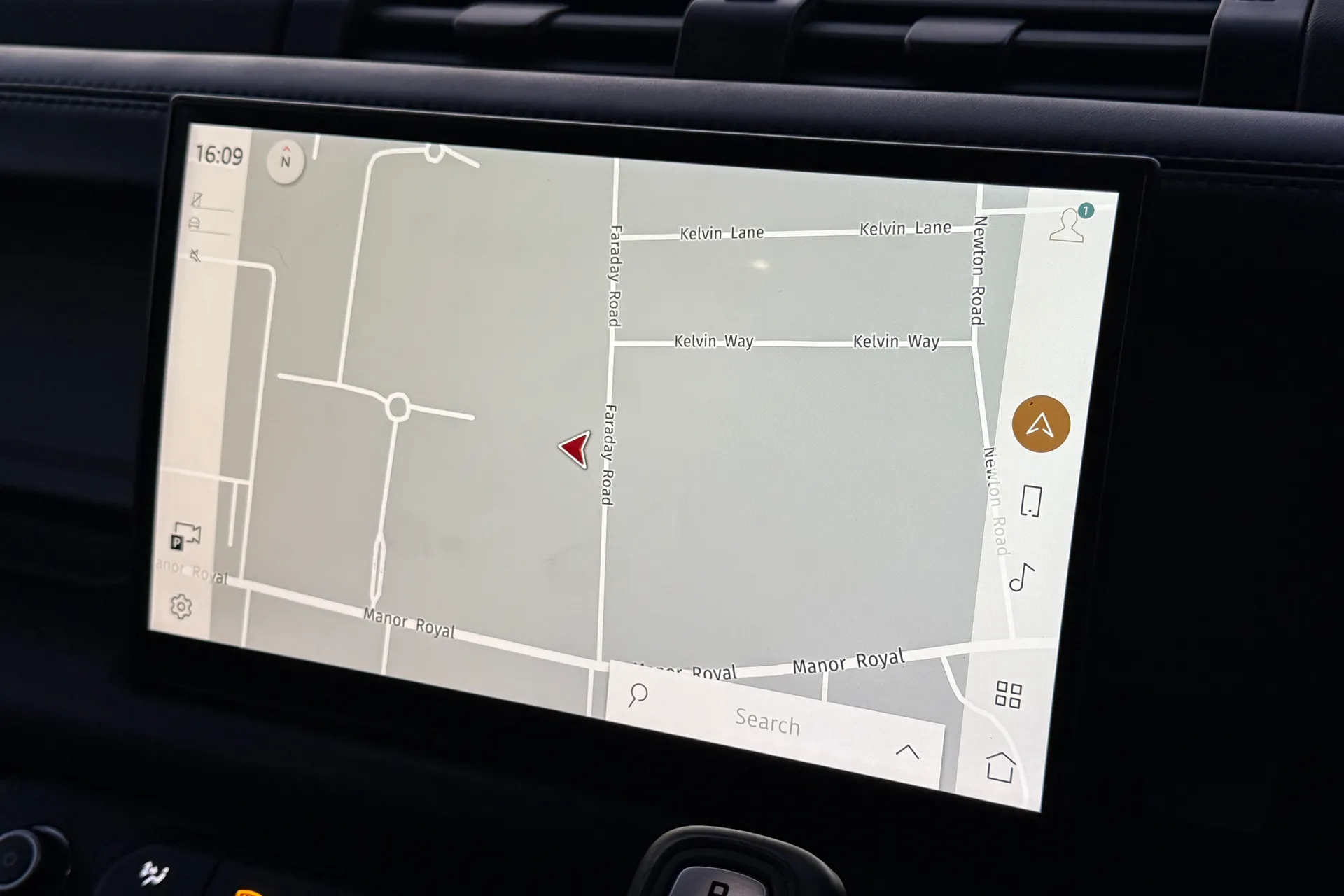 LAND ROVER DEFENDER thumbnail image number 7