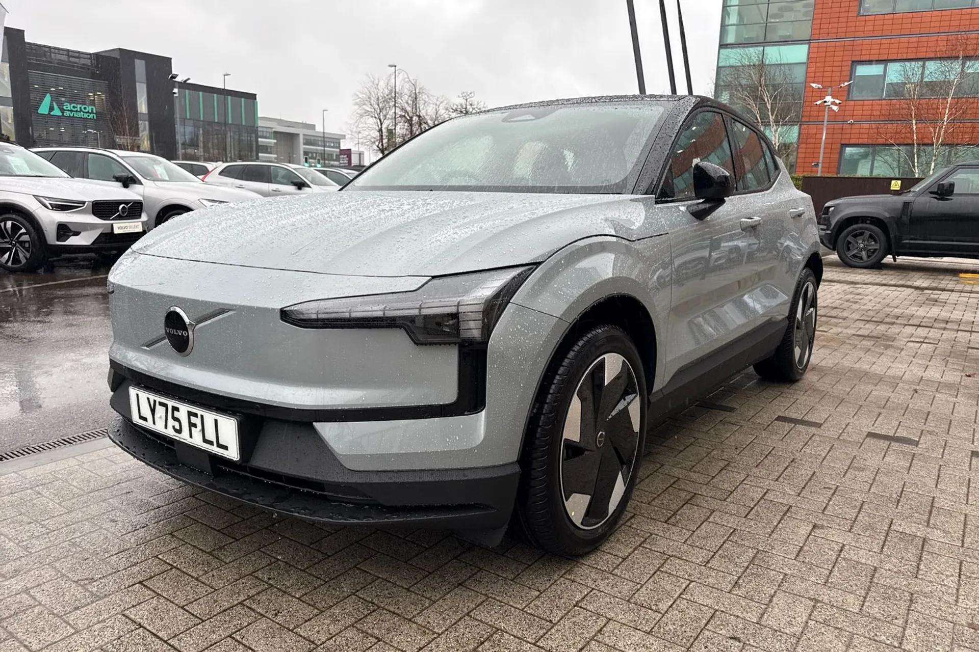 Volvo EX30 thumbnail image number 12