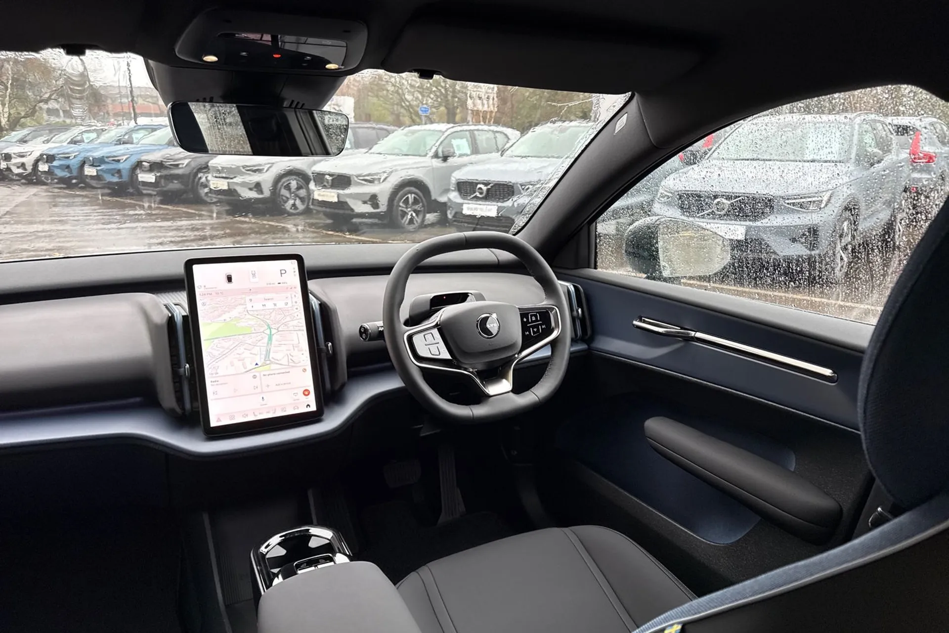 Volvo EX30 thumbnail image number 33