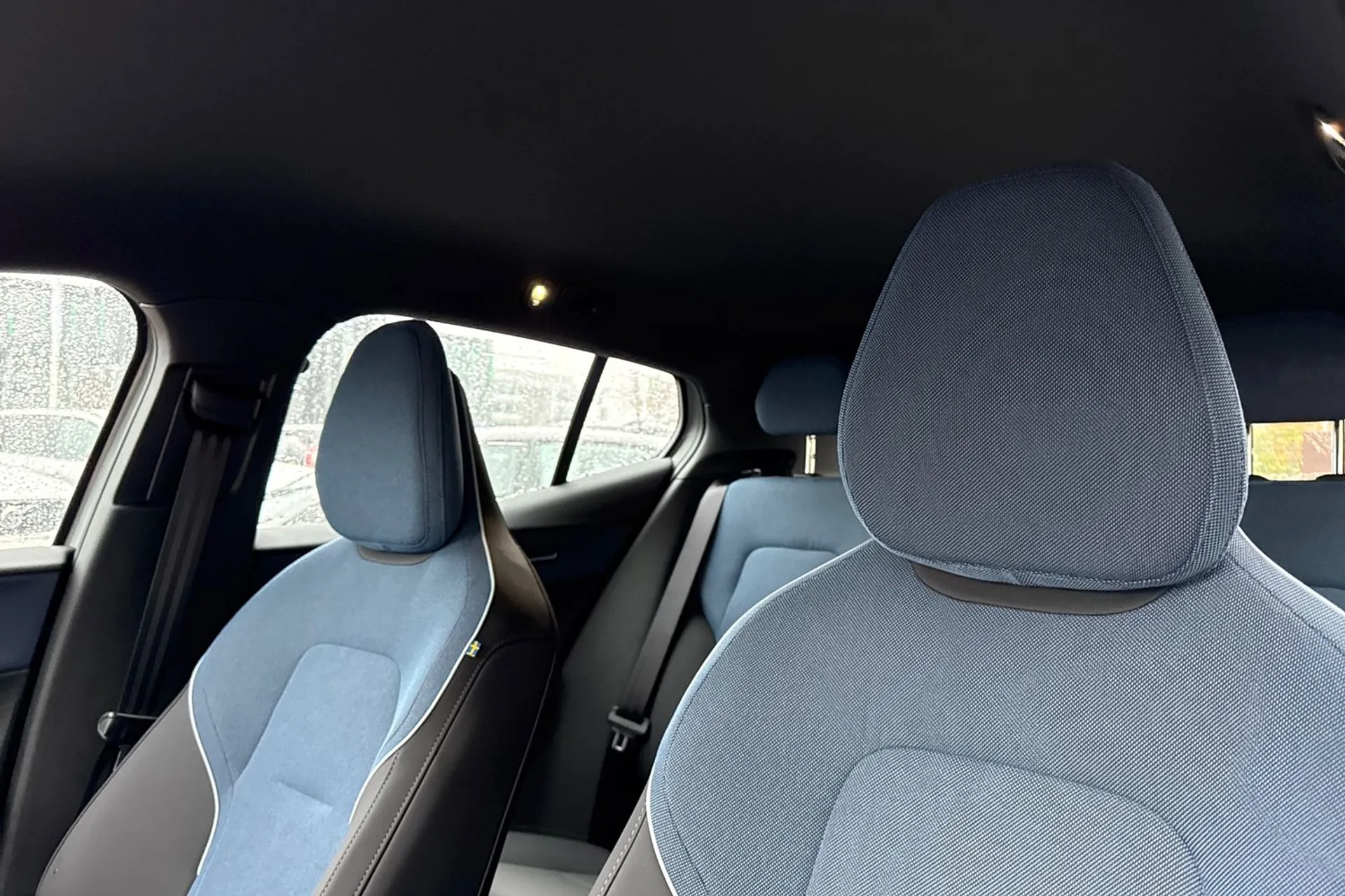 Volvo EX30 thumbnail image number 29