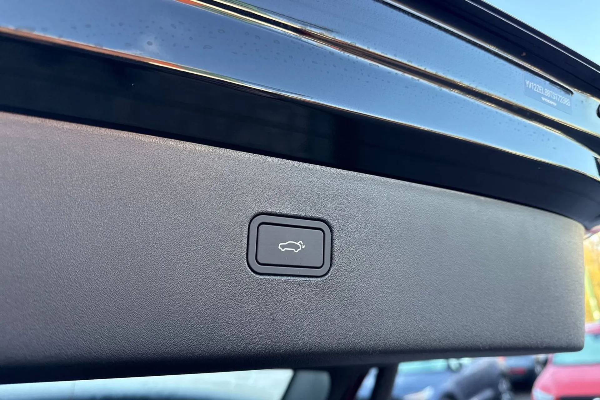 Volvo EX30 thumbnail image number 21