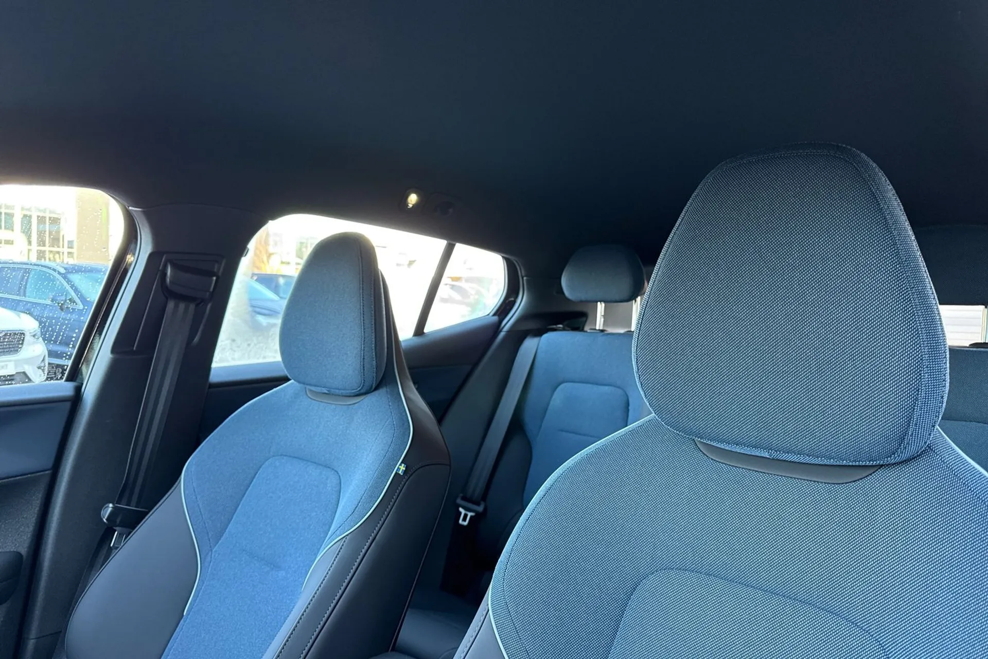 Volvo EX30 thumbnail image number 29