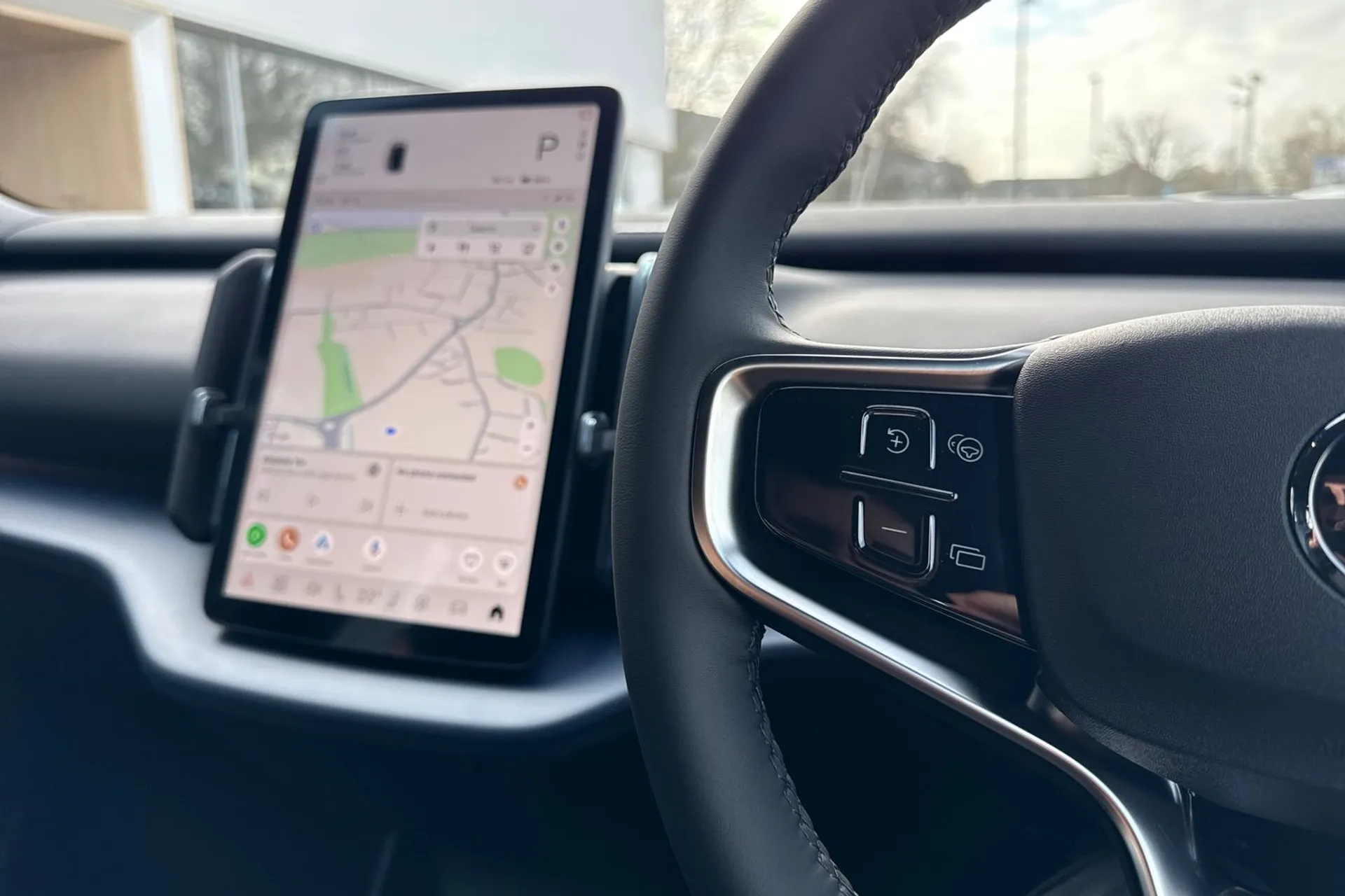 Volvo EX30 thumbnail image number 36