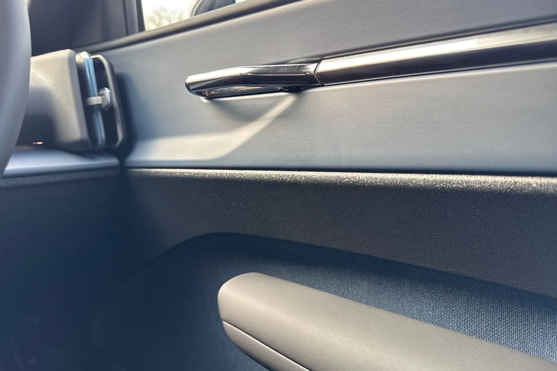 Volvo EX30 thumbnail image number 42