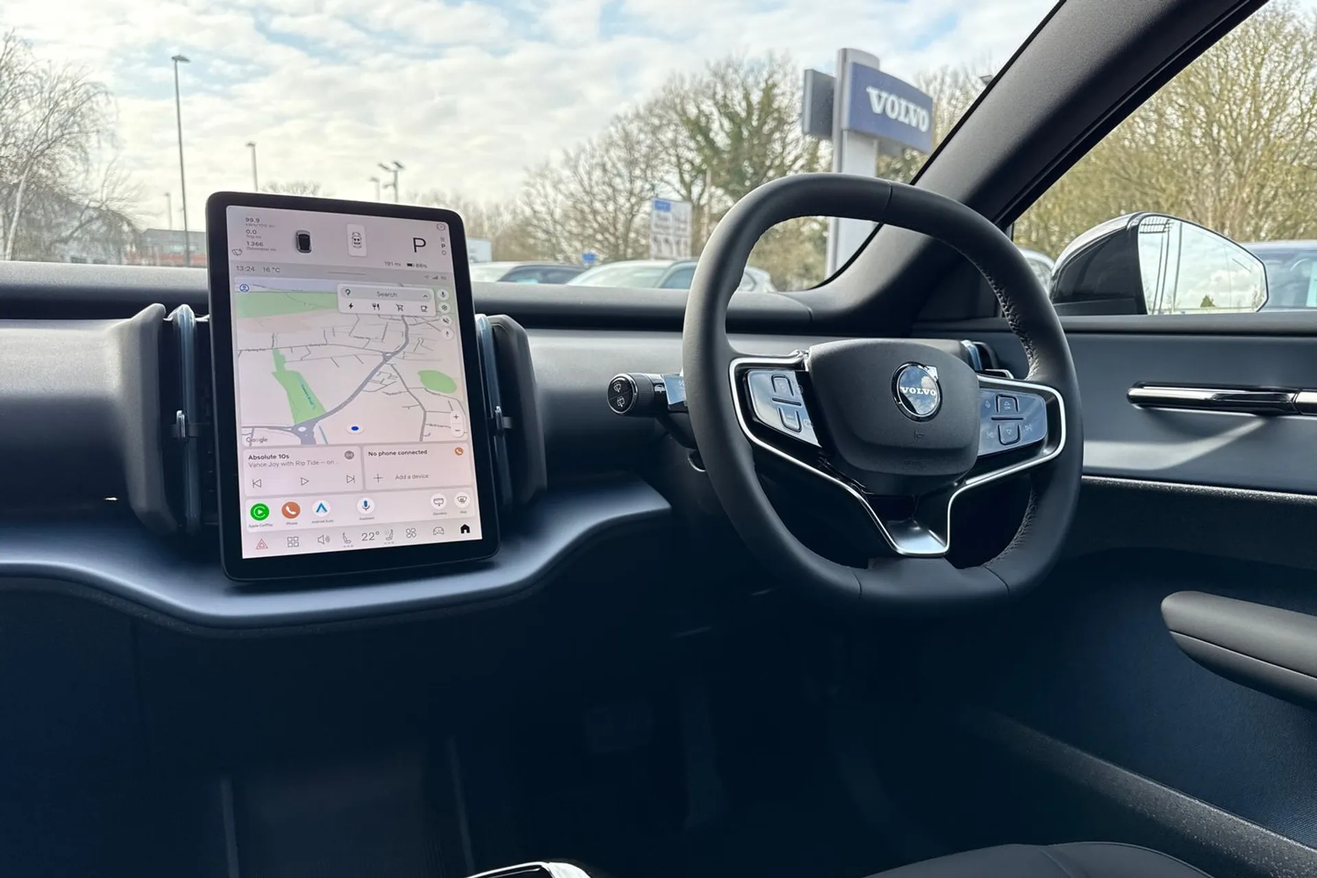 Volvo EX30 thumbnail image number 35