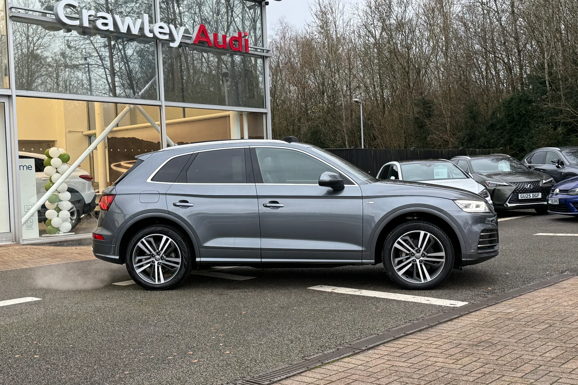 Audi Q5 thumbnail image number 2