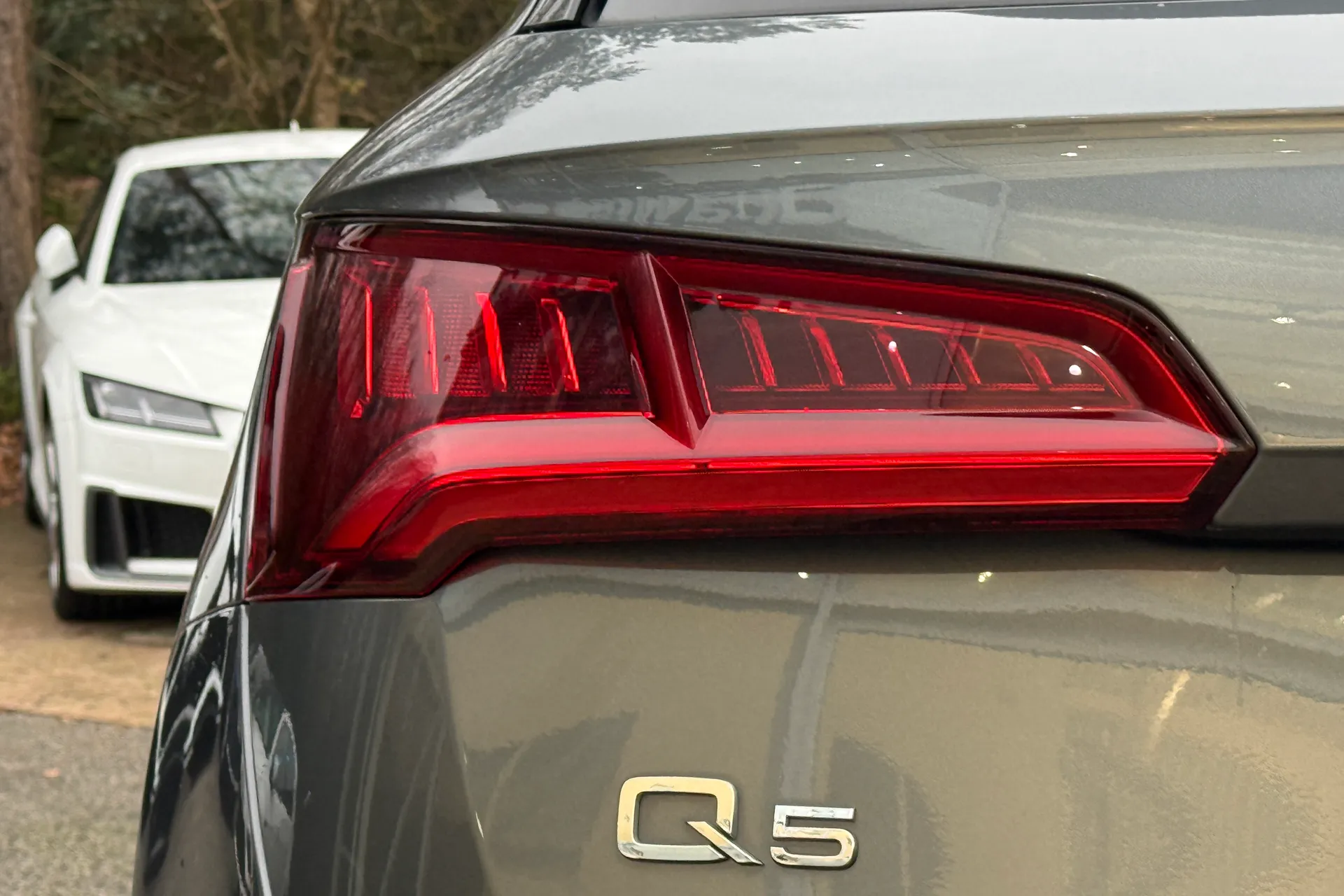 Audi Q5 thumbnail image number 39