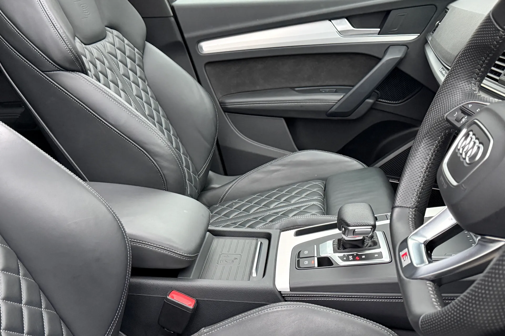 Audi Q5 thumbnail image number 51