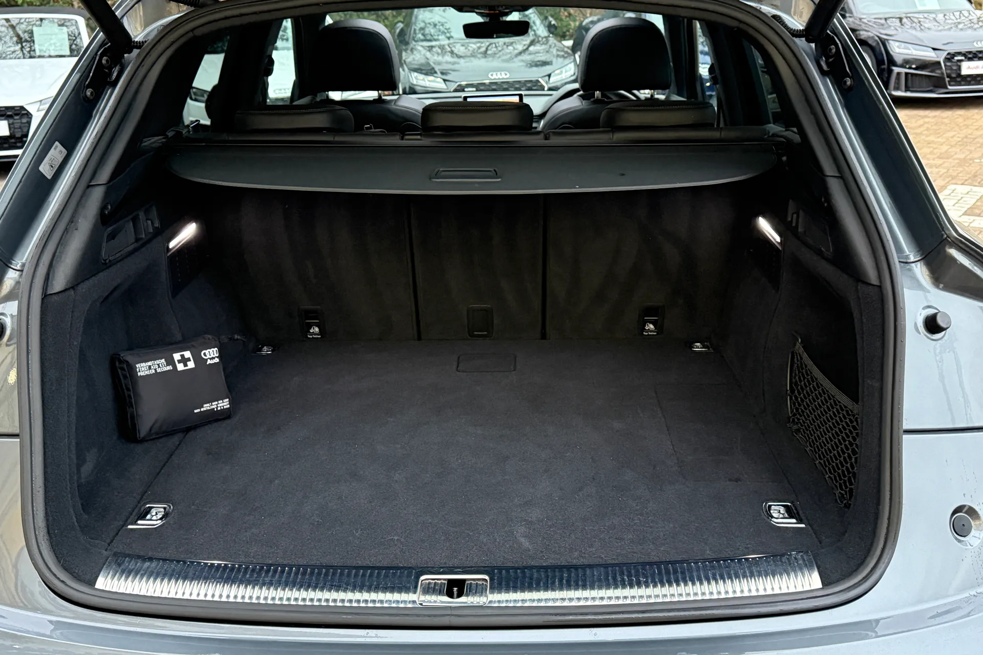 Audi Q5 thumbnail image number 36