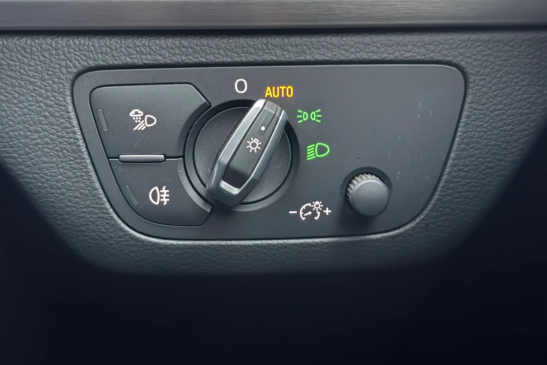 Audi Q5 thumbnail image number 70