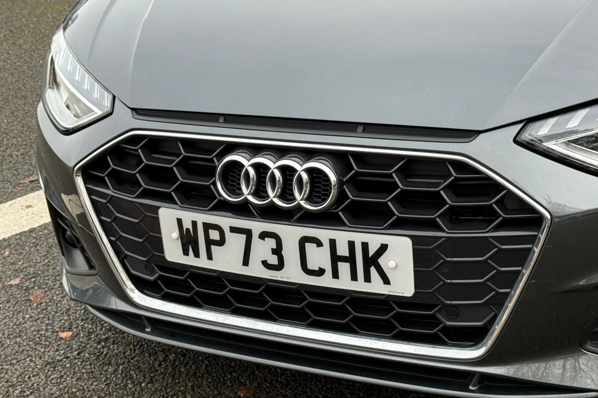 Audi A4 thumbnail image number 25