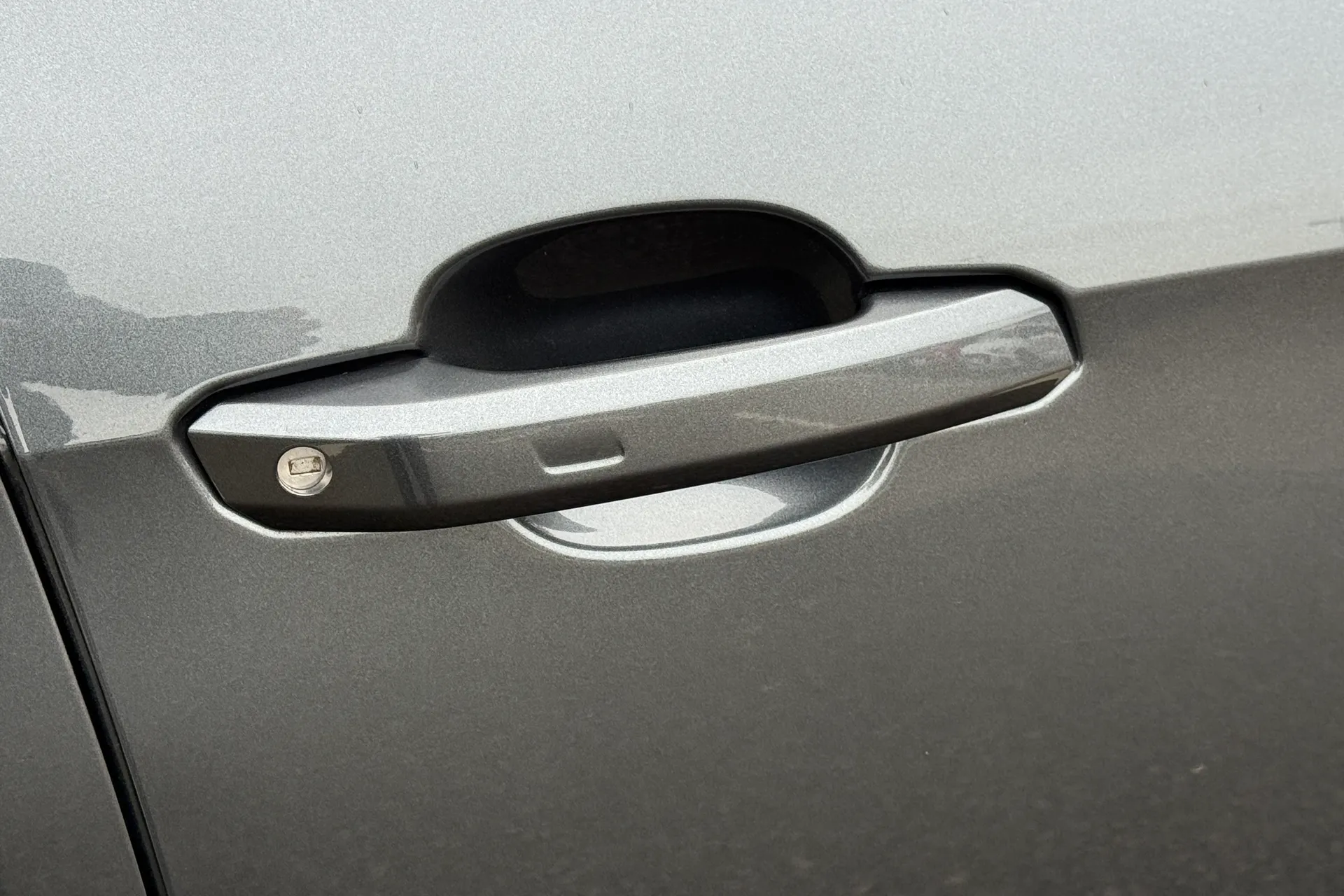 Audi A4 thumbnail image number 58