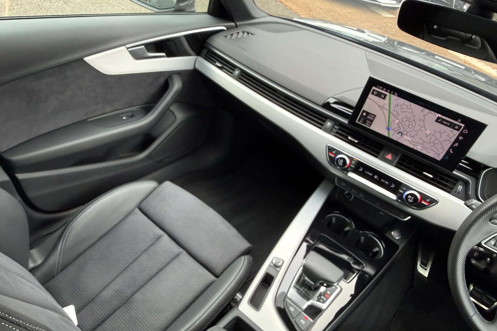 Audi A4 thumbnail image number 49