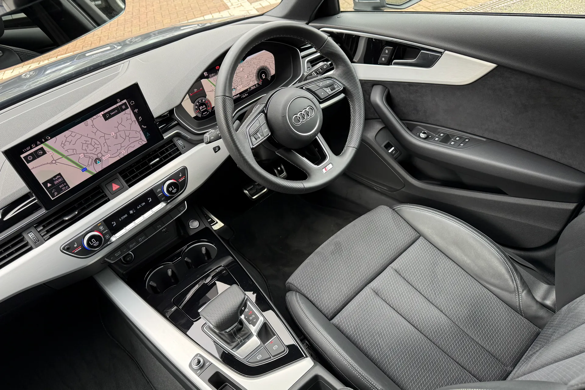 Audi A4 thumbnail image number 51