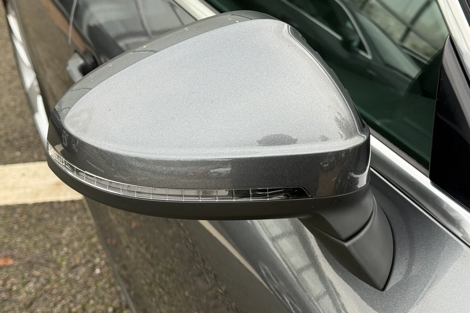 Audi A4 thumbnail image number 54